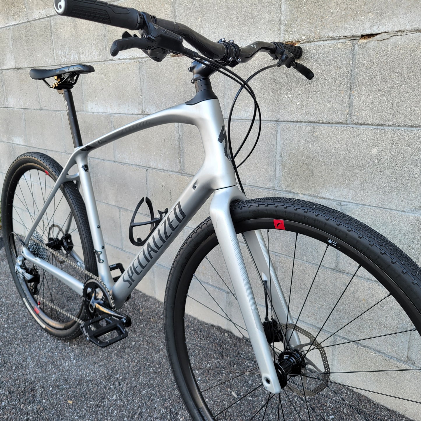 2023 Specialized Sirrus Carbon (Large)