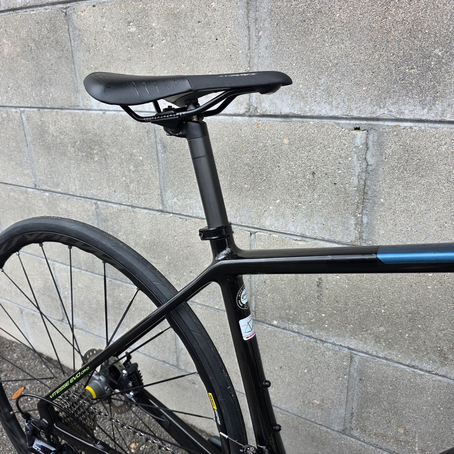 Vitus Vitesse Evo CR Carbon Disc Ultegra (48cm) Road Bike