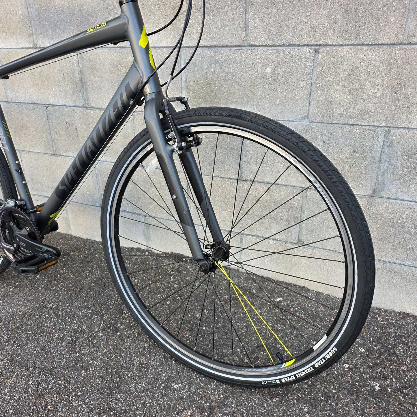 Specialized Sirrus Fitness Bike (Size Large)