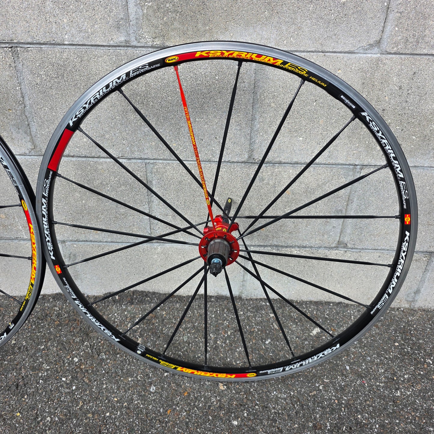 Mavic Ksyrium ES Anniversary Helium 700C Clincher Road Bike Wheelset