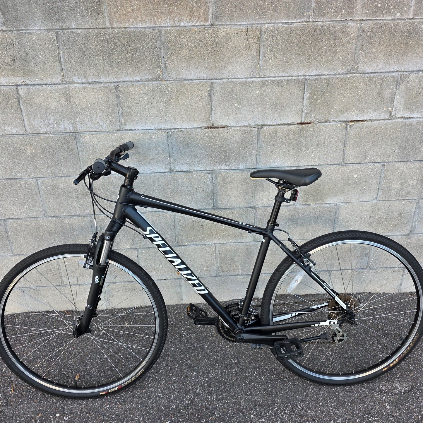 Specialized Crossroads Hybrid Fitness Bike (Large)