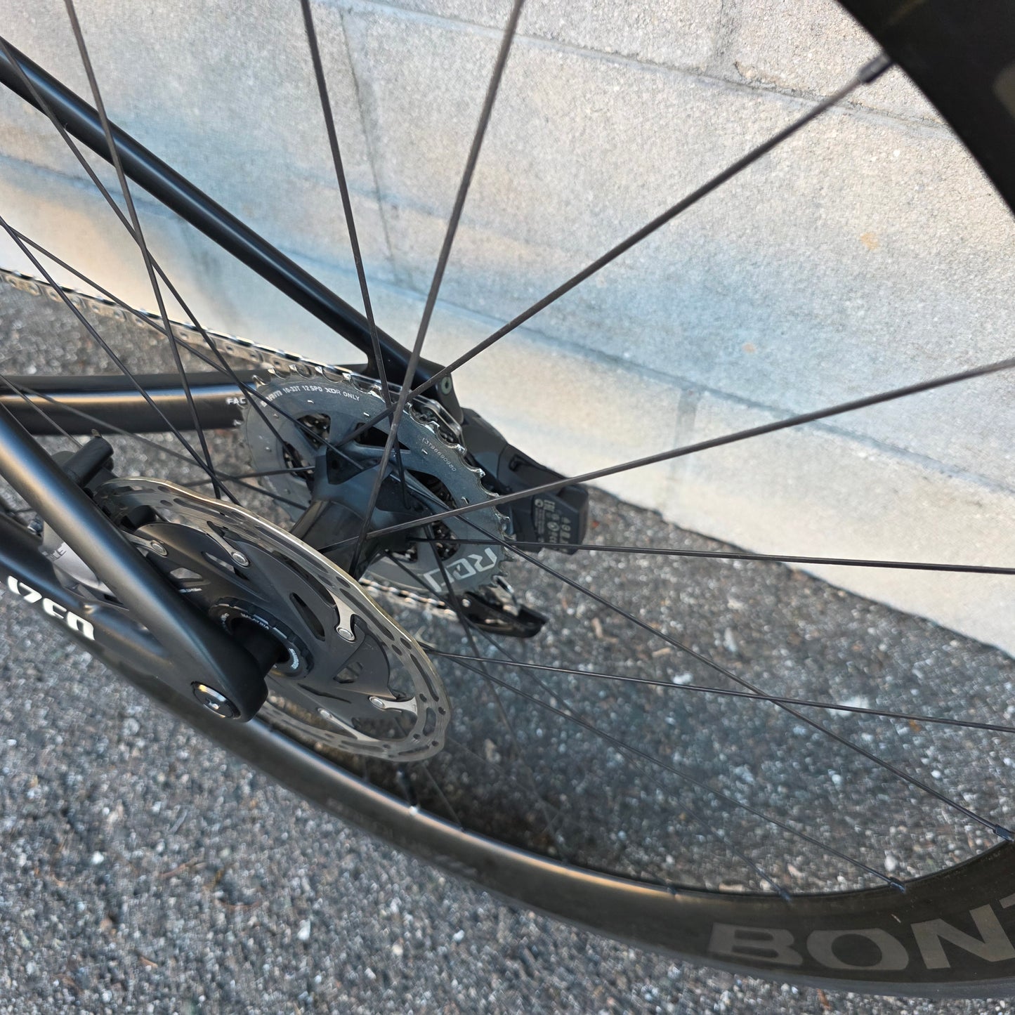 Specialized S-Works Venge Vias AXS (46cm XS) XXX Carbon Wheels