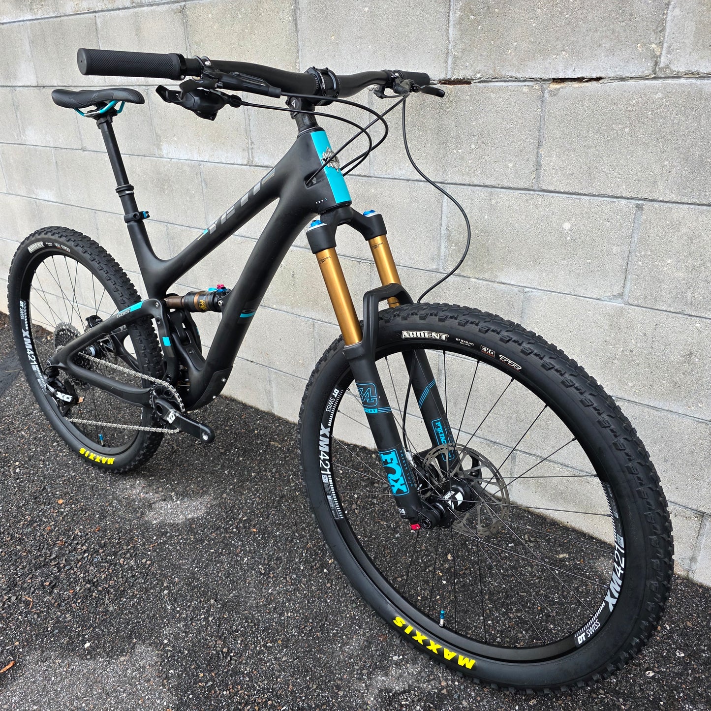Yeti SB5 Turq 27.5 Carbon (Size Medium) SRAM XO, FOX Factory
