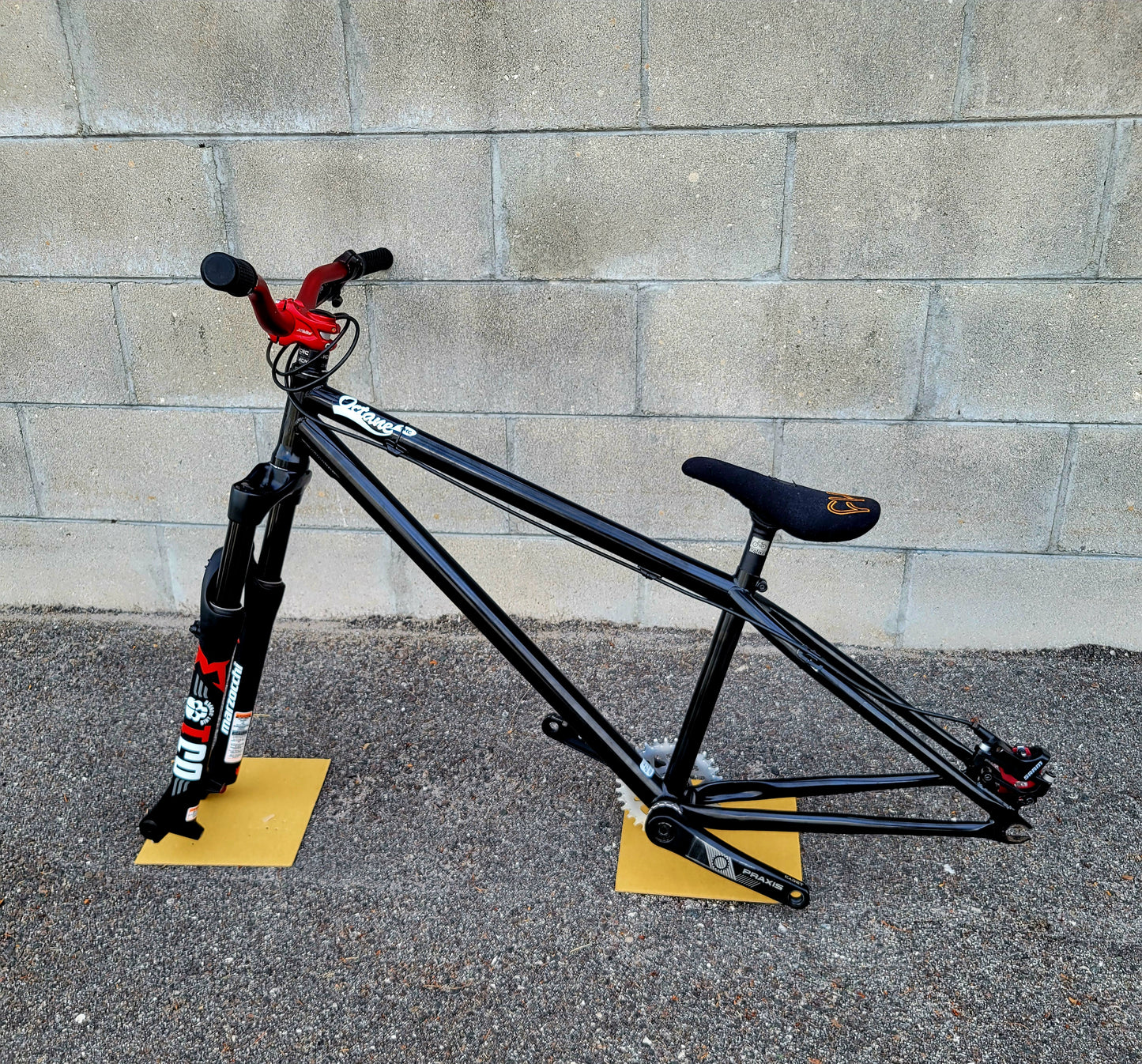 Octane One Dirt Jump Frame and Bomber DJ Fork
