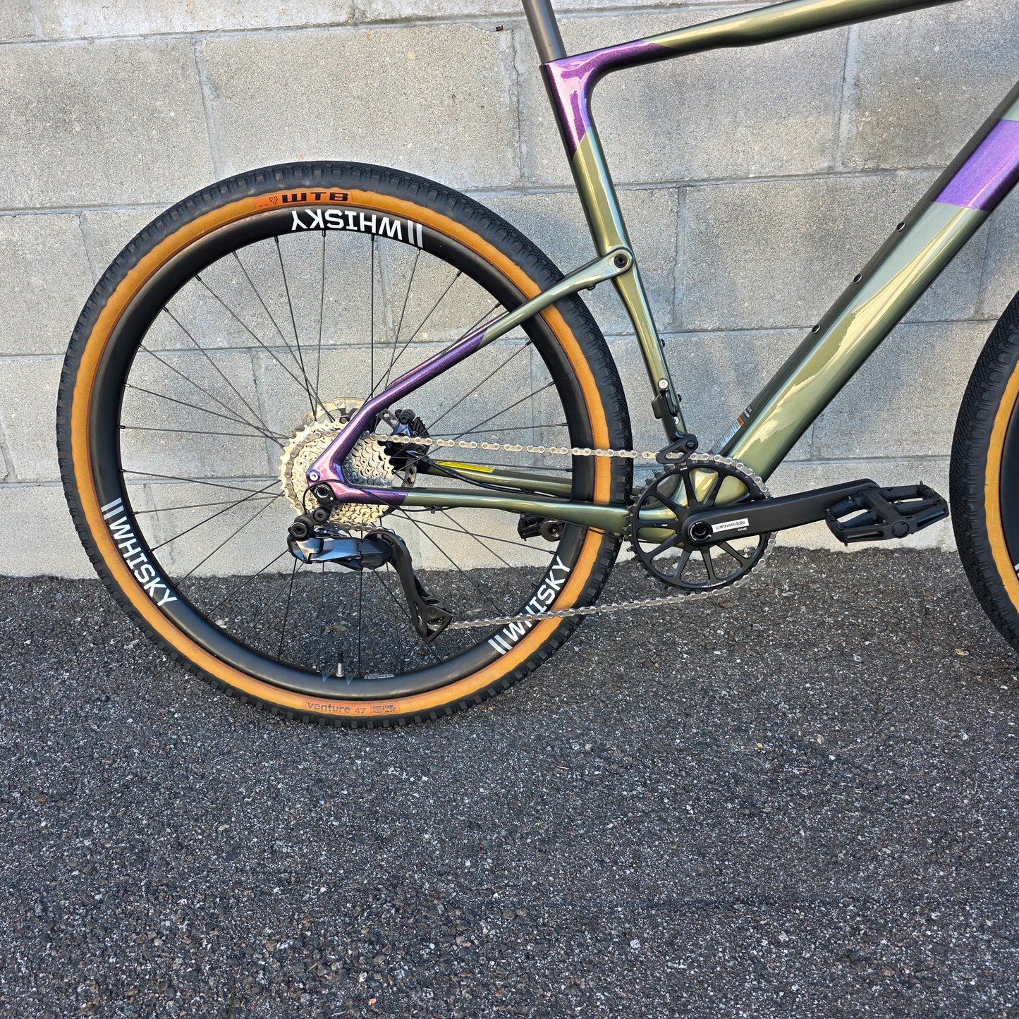2024 Cannondale Topstone Lefty Ultegra Di2 12 Speed (Medium) Carbon Wheels