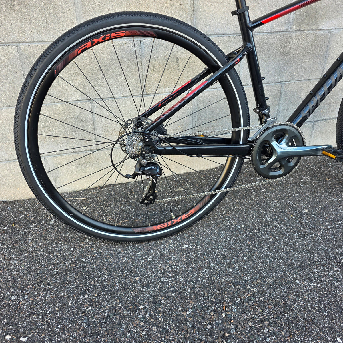 2024 Specialized Sirrus 3.0 (Size Small) Black Red