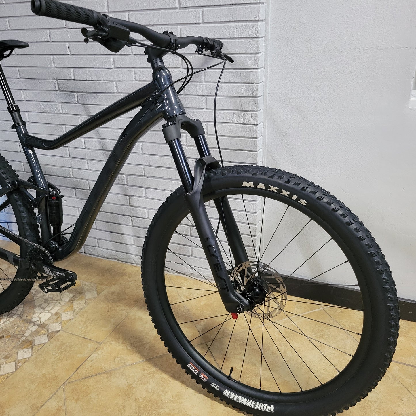 2023 Giant Stance 2 29 (Large)