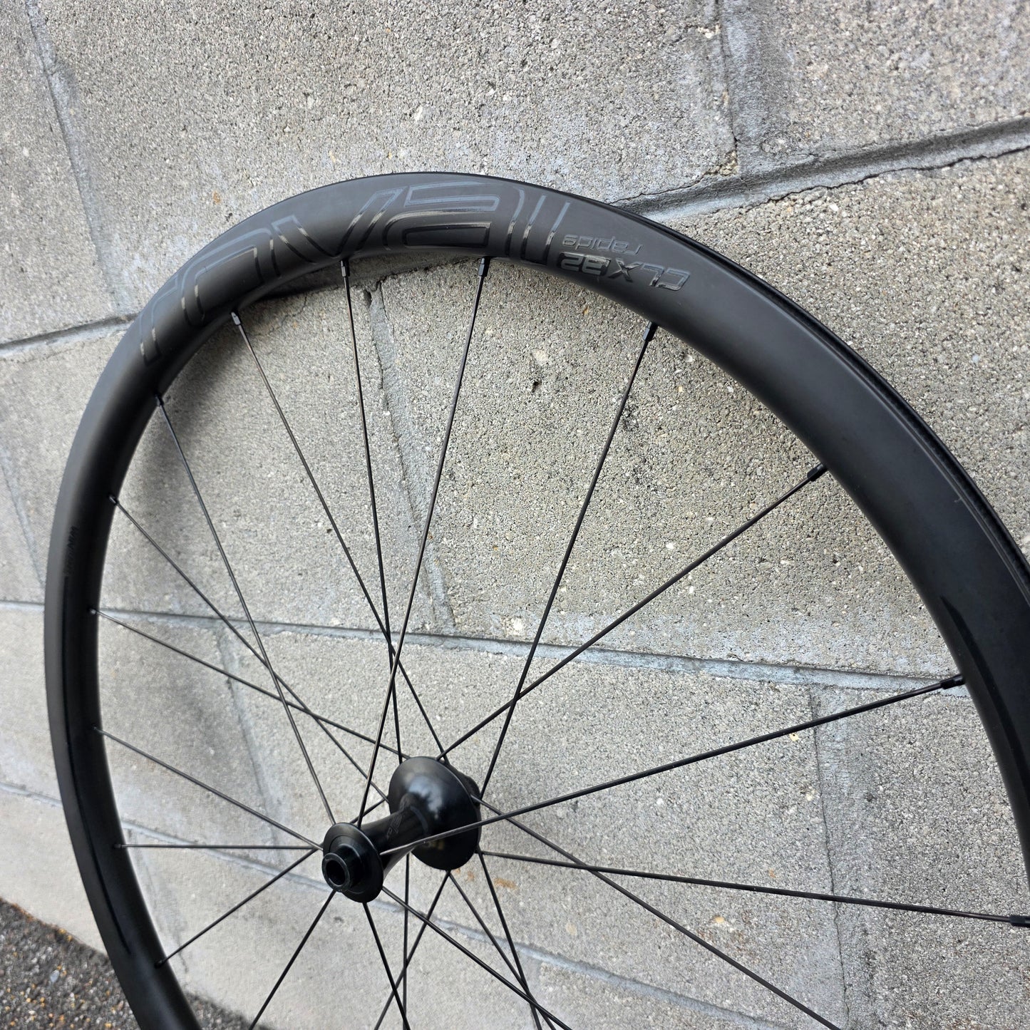 Roval Rapide CLX 32 700c gravel all road Carbon wheelset