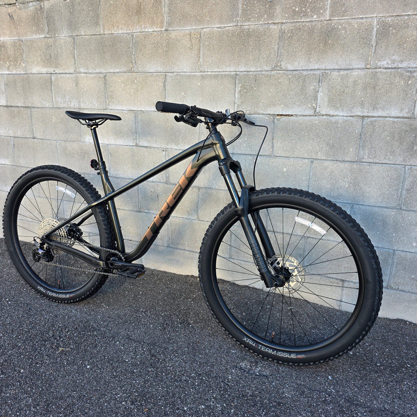 2025 Trek Roscoe 7 29 (Size Large)