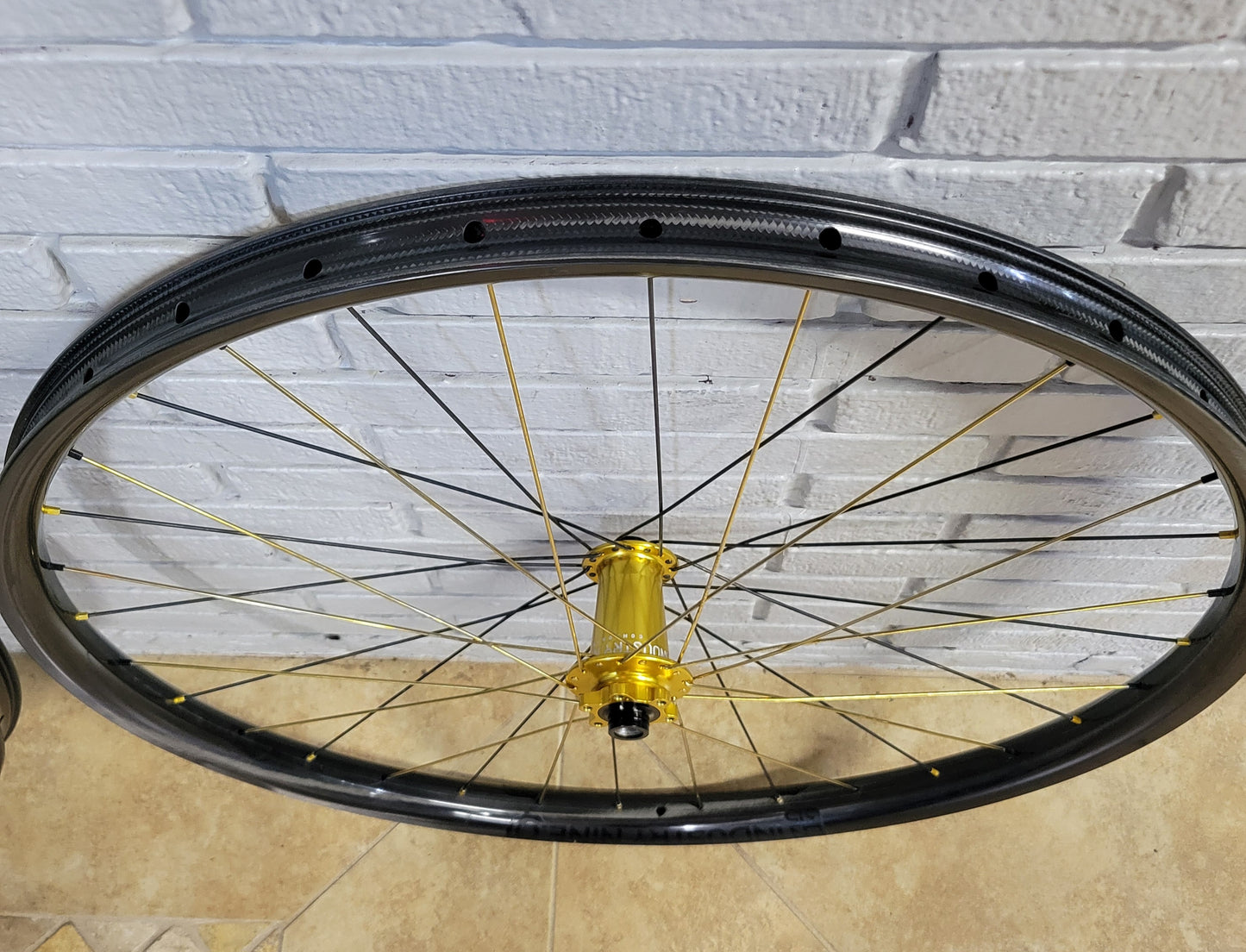 Industry Nine Enduro EN315 Hydra Gold Carbon Wheelset 29