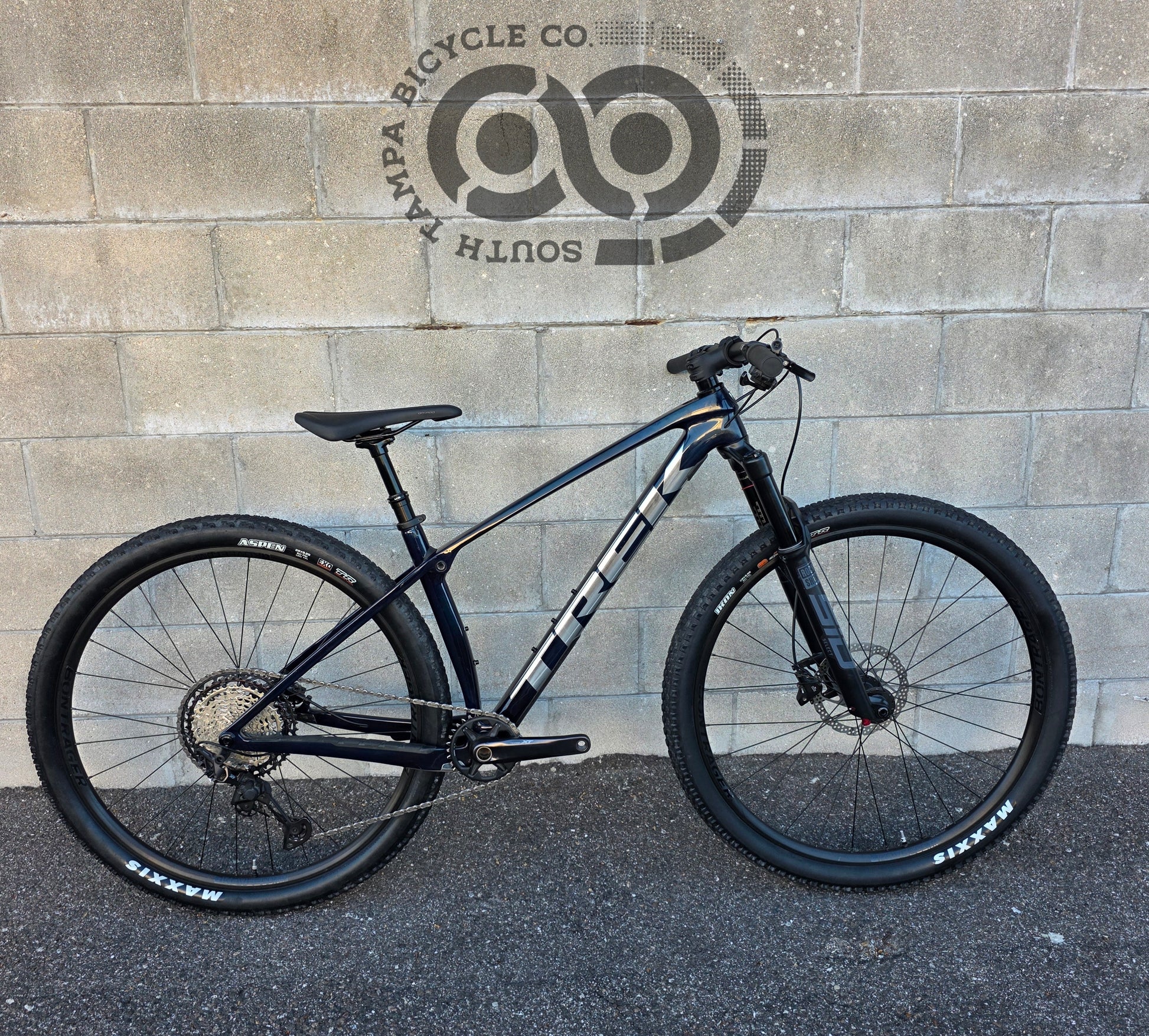 Bicycle 2021 Procaliber 2024 Trek Procaliber Carbon (Medium) XT, SID   South Tampa Bicycle
