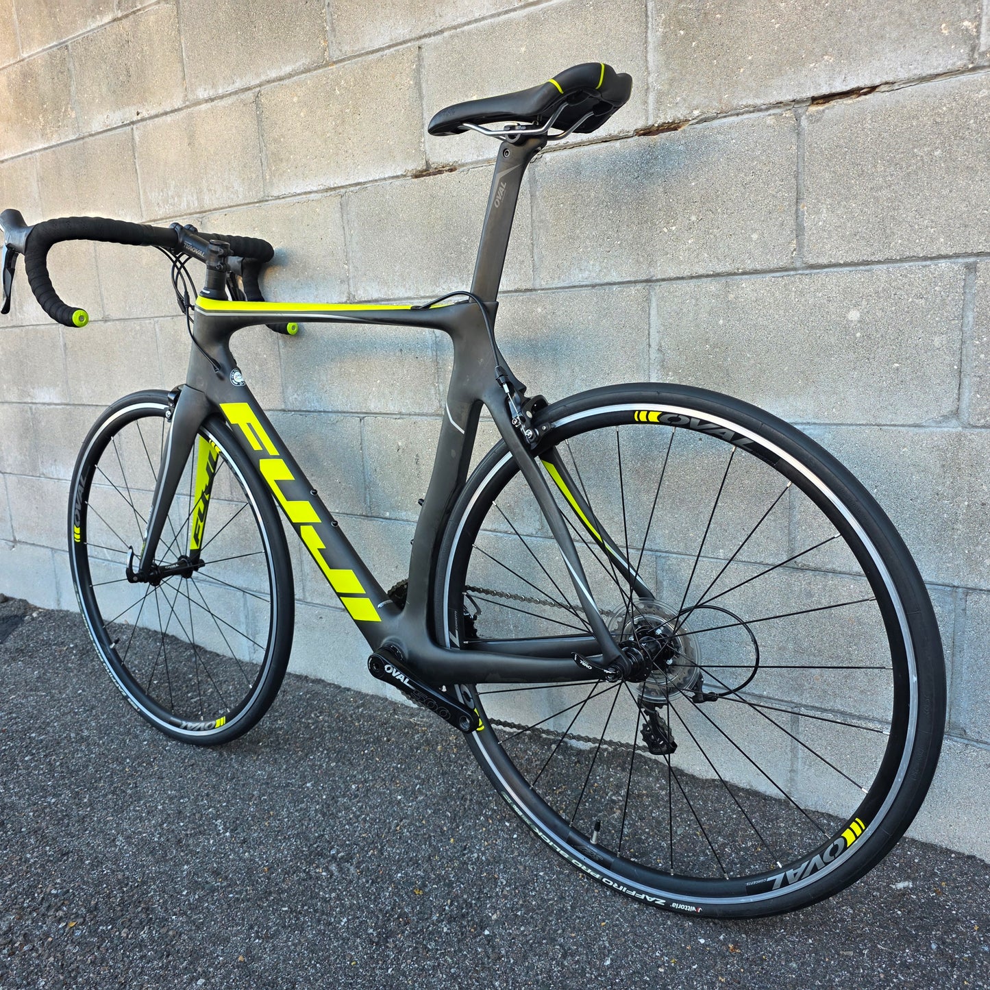 Fuji Transoinc 2.5 Carbon Road Bike  56cm