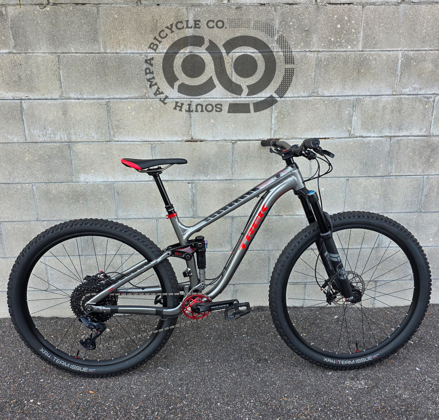 Trek Fuel EX8 29 (Medium 17")