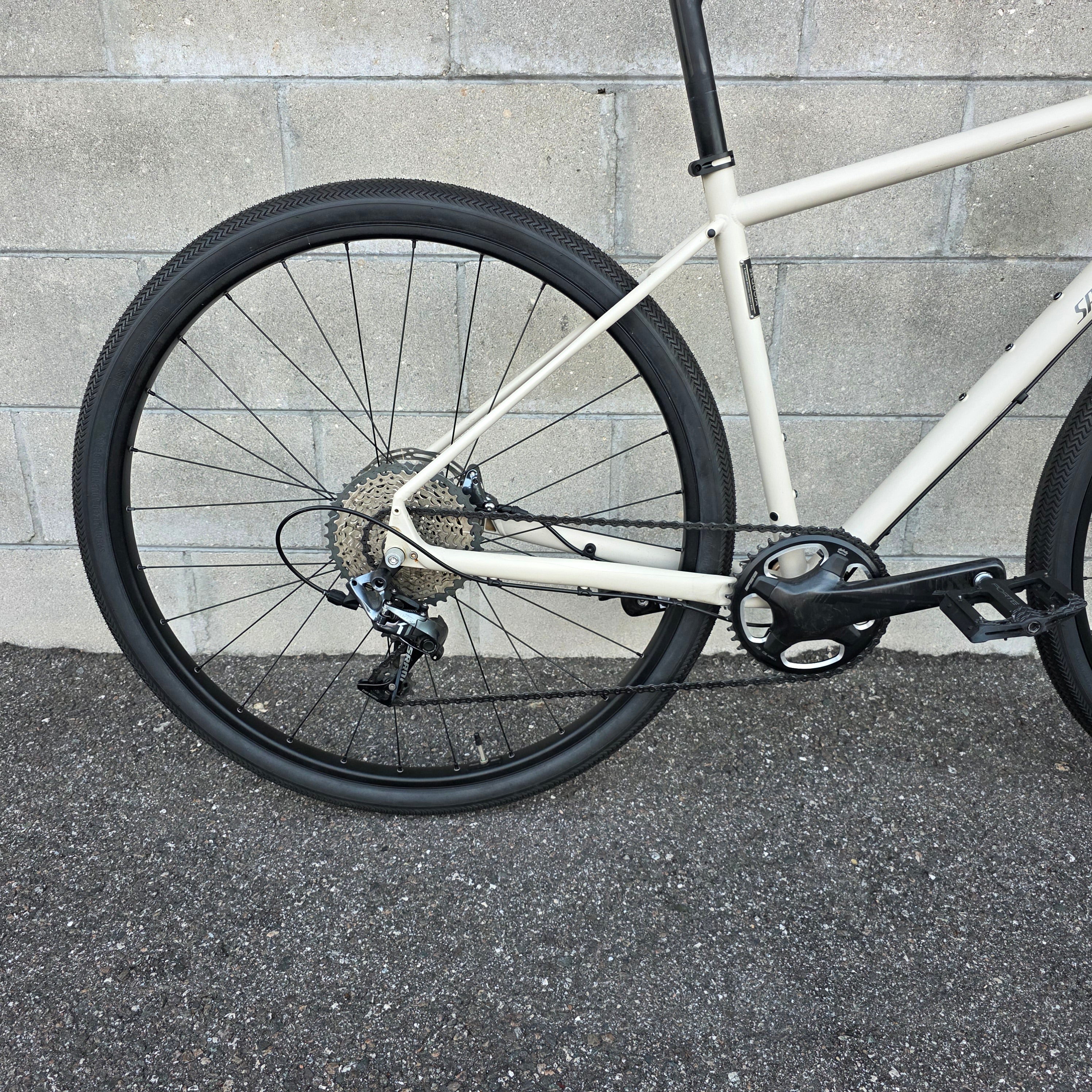 Specialized Sequoia Expert 54cm Gravel Adventure Bike – South