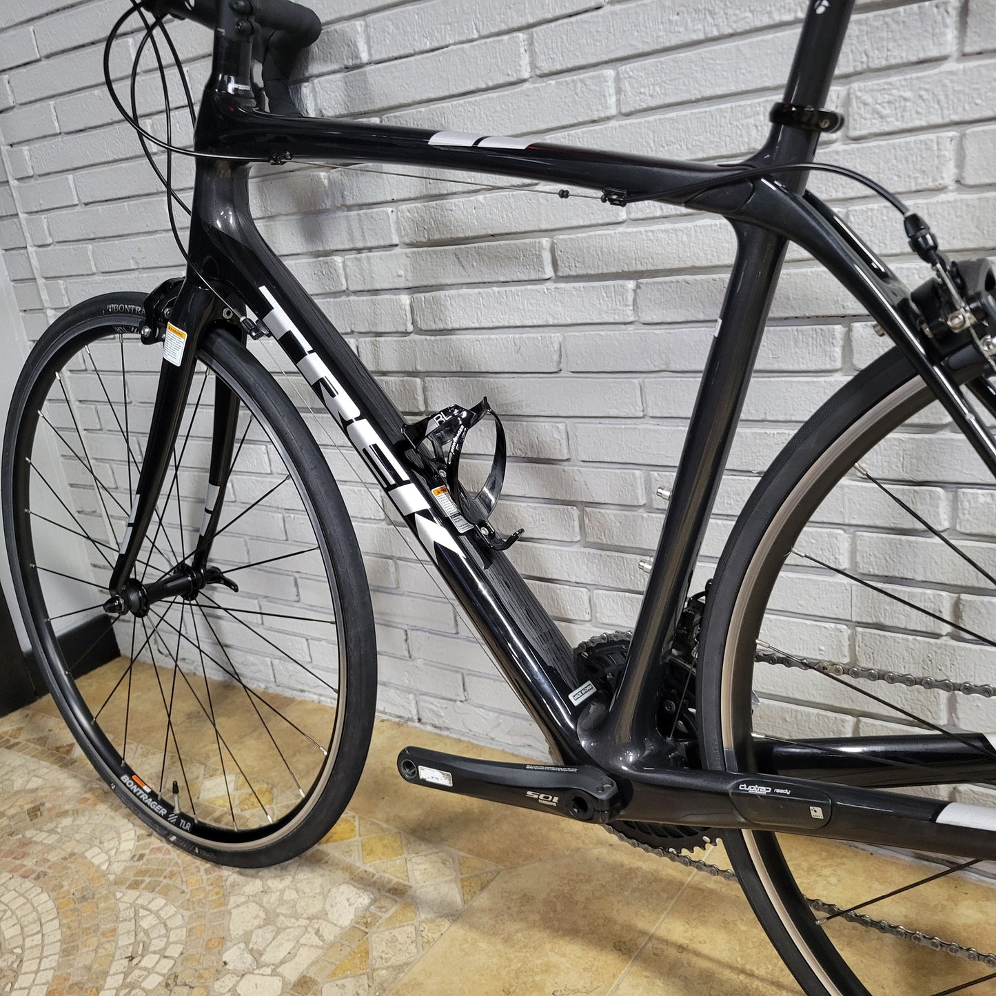 2017 Trek Domane S (56cm)