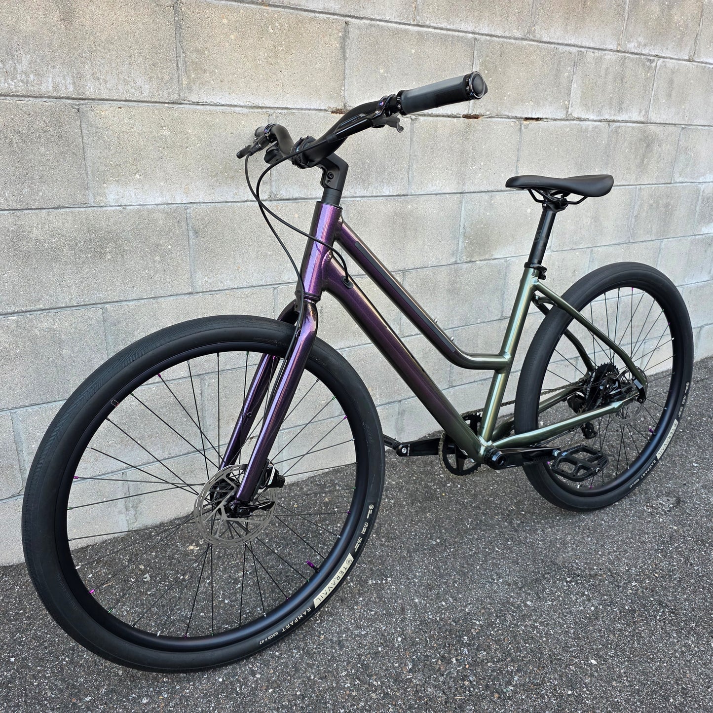 Custom Cannondale Treadwell Remixte SRAM FORCE AXS