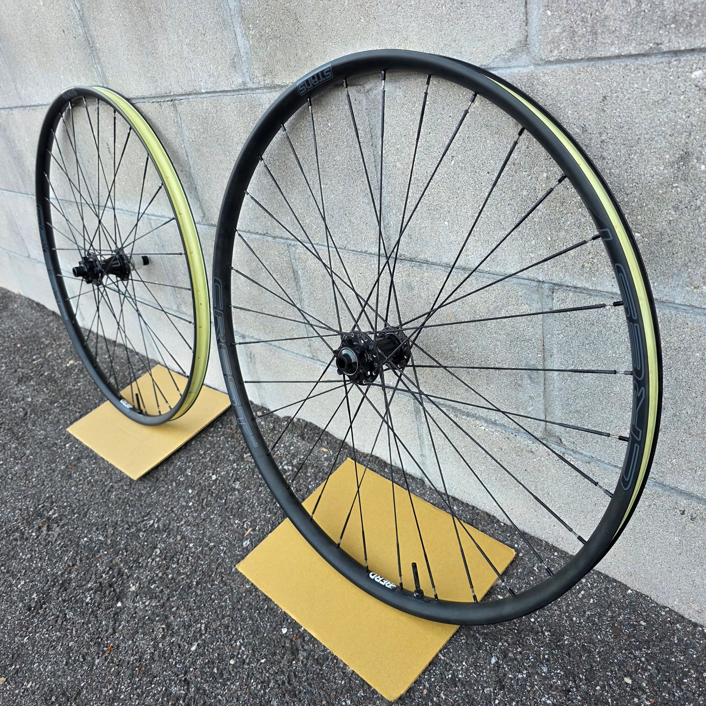 Stan's Gravel wheelset w/ BERD Spokes 700c