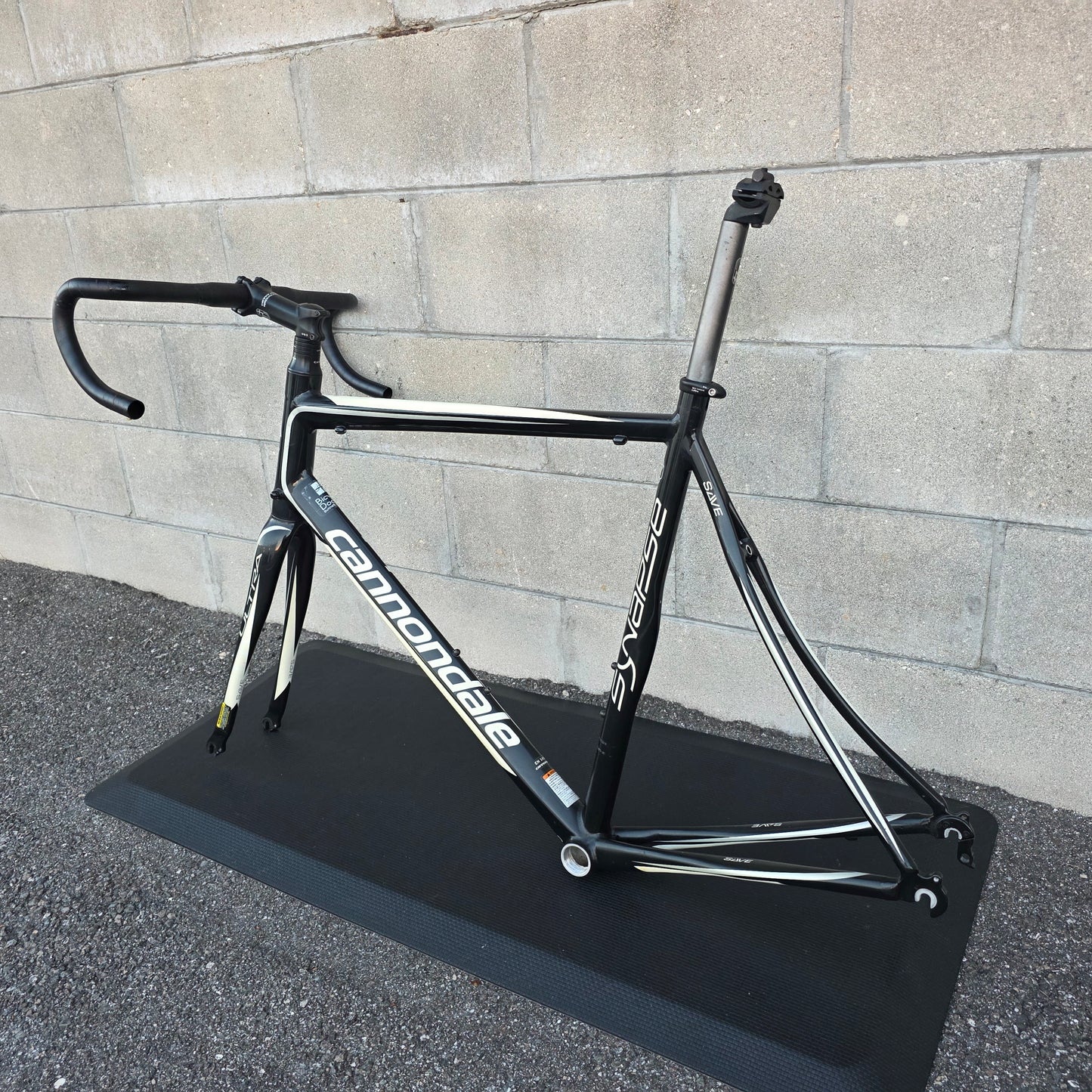 Cannondale Synapse Frameset (58cm) Endurance Road Bike