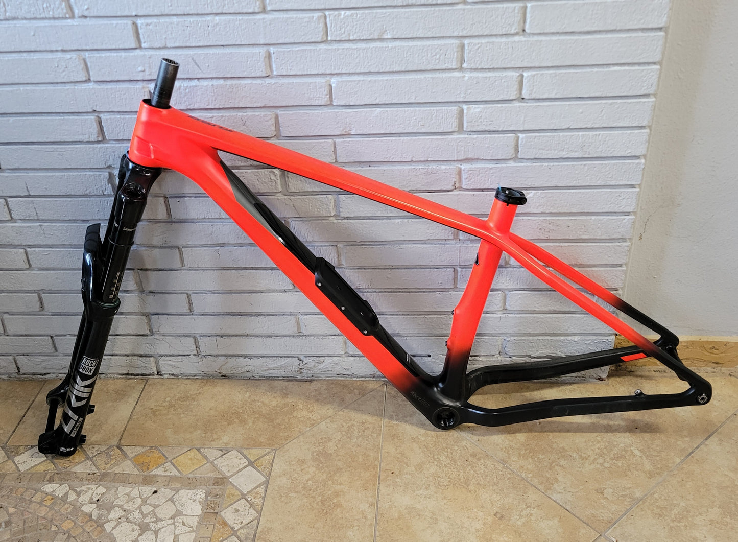 Specialized Fuse Carbon Frameset + Fork, Wheelset 29