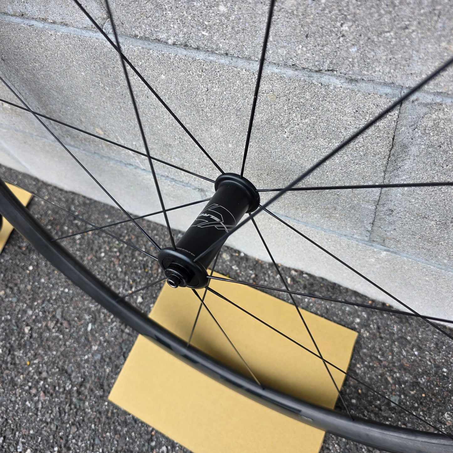 Giant SLR 0 Carbon Road Bike Wheelset Rim Brake Clincher TLR