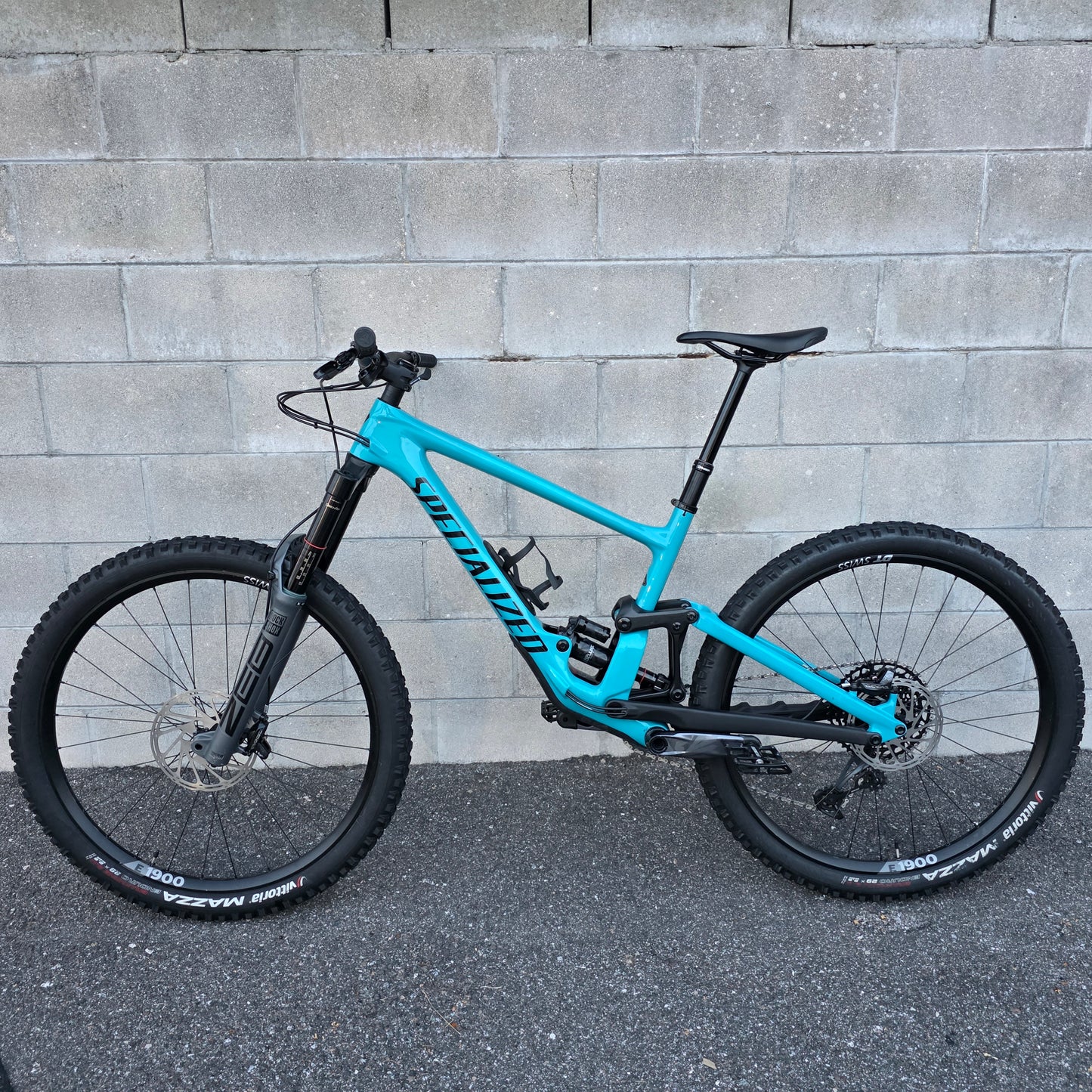 2021 Specialized Enduro Comp Carbon 29 (Size S4 Large)