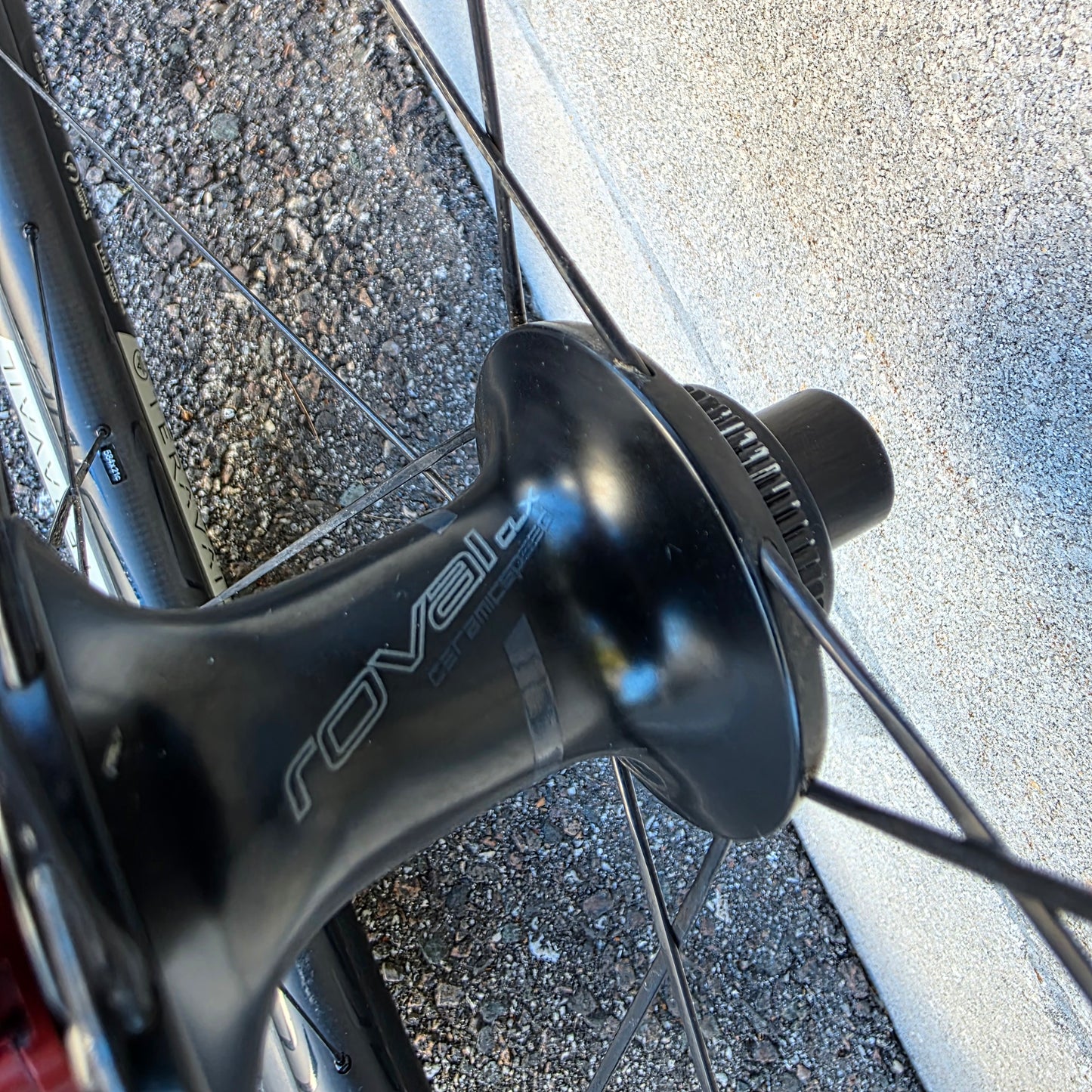 Roval Rapide CLX 32 650b wheelset Gravel