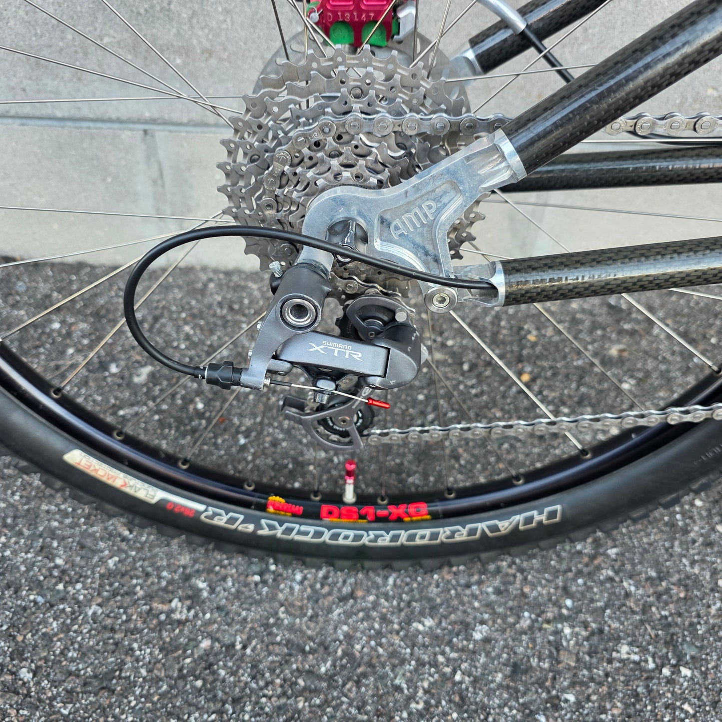 AMP Research B4 XTR Vintage MTB (Large)