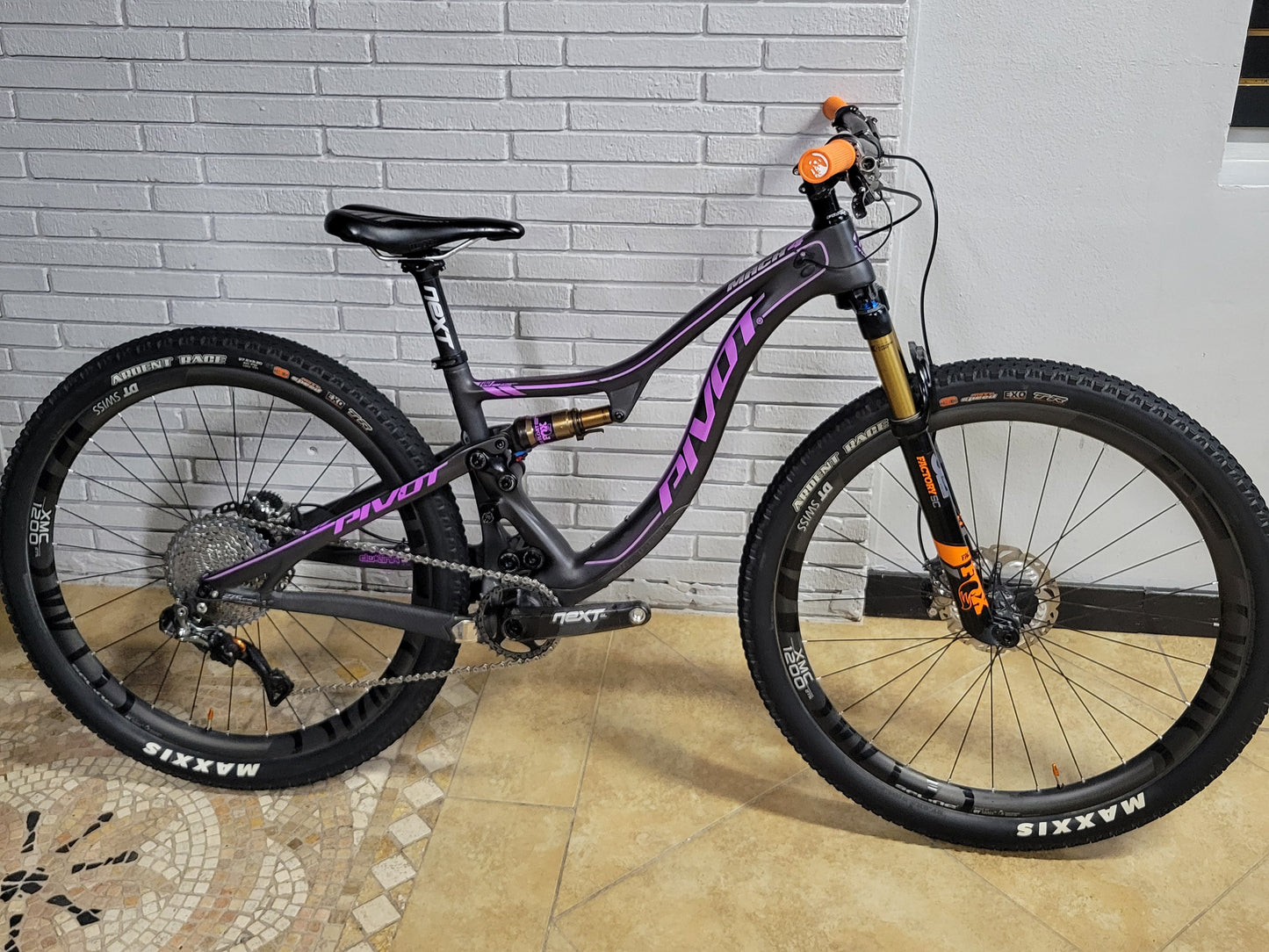 2016 Pivot Mach 4 27.5 (XS Extra Small)