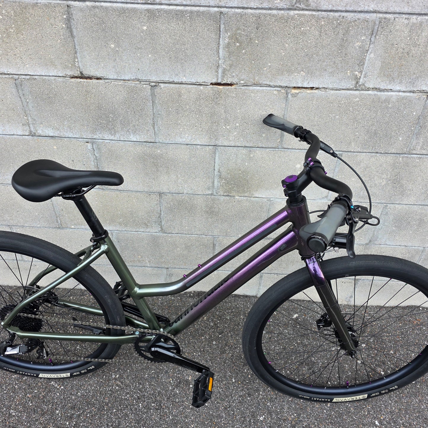 2024 Cannondale Treadwell Women's Remixte SRAM FORCE AXS (Medium)