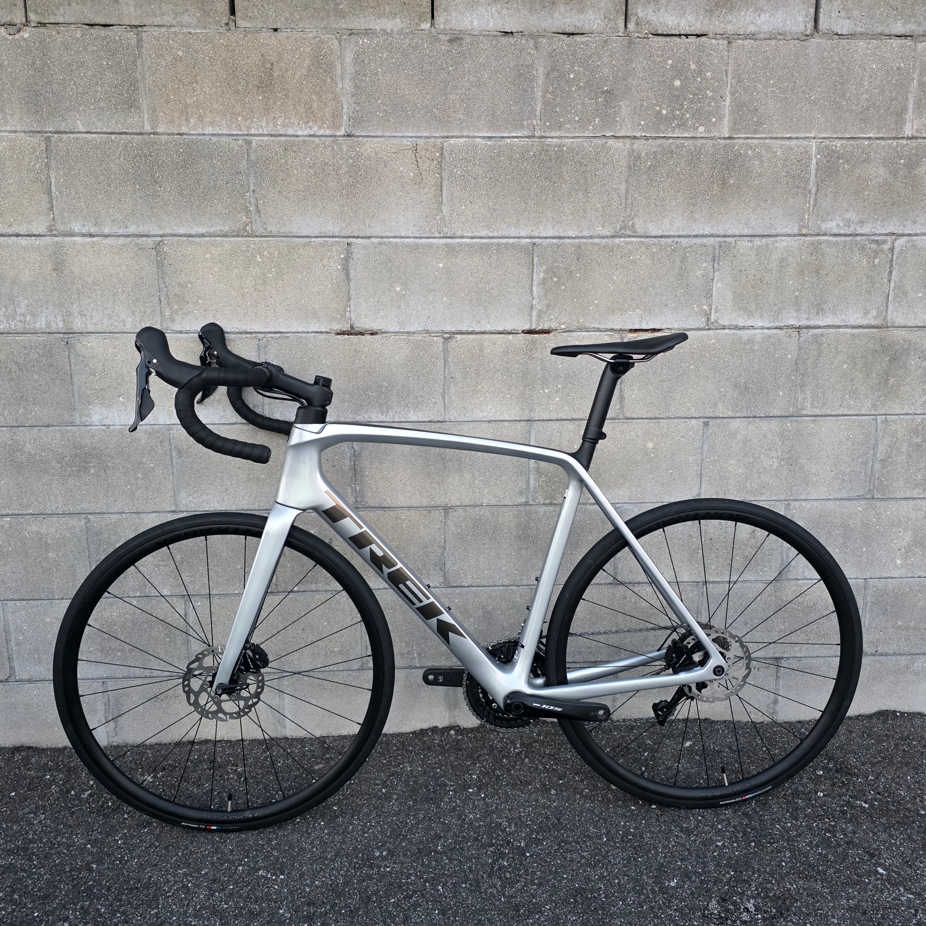 2022 Trek Emonda SL5 Carbon Road Bike (58cm) – South Tampa Bicycle Co.