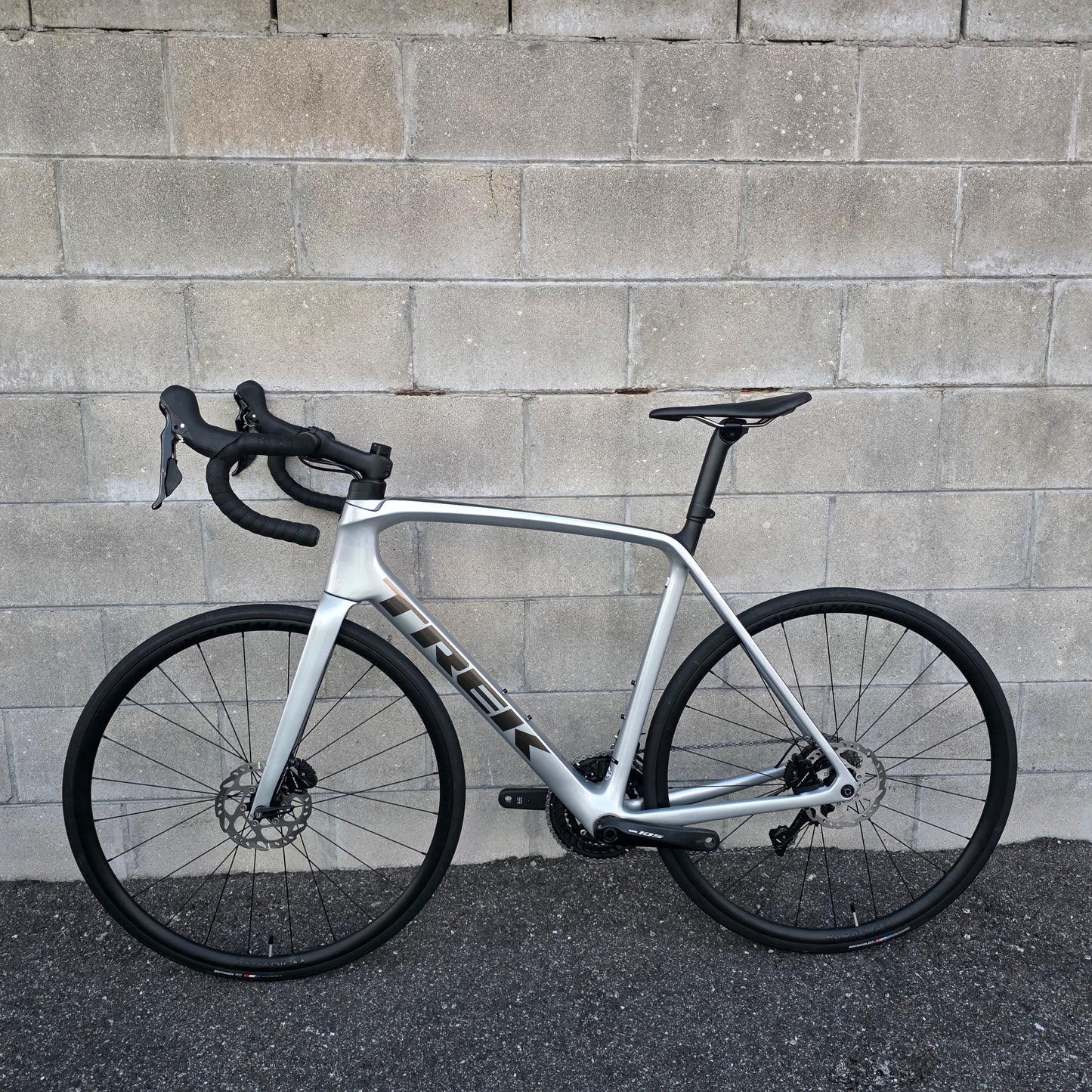 2022 Trek Emonda SL5 Carbon Road Bike (58cm)