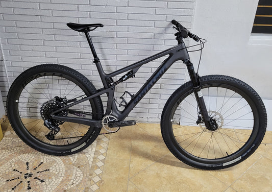 Santa Cruz Blur CC (Large) AXS, Roval Carbon Wheels, SID