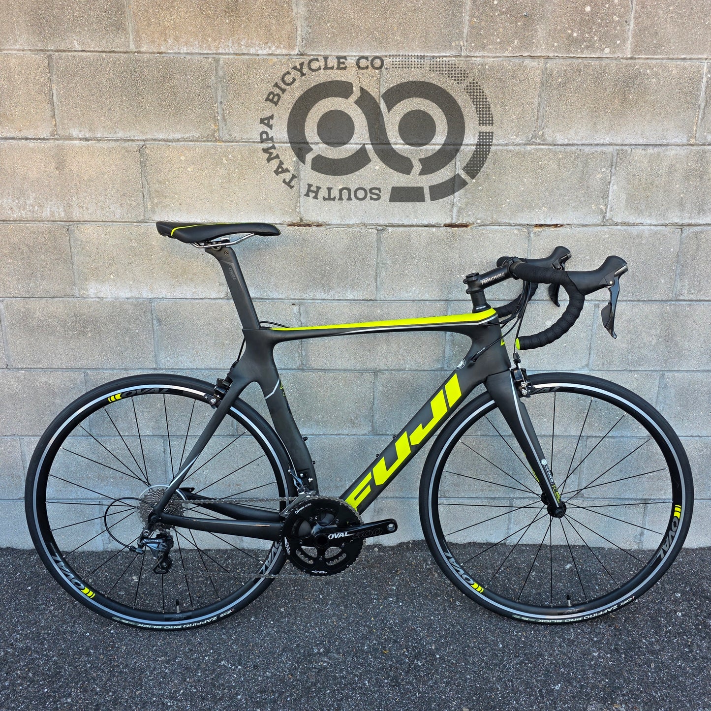 Fuji Transoinc 2.5 Carbon Road Bike  56cm