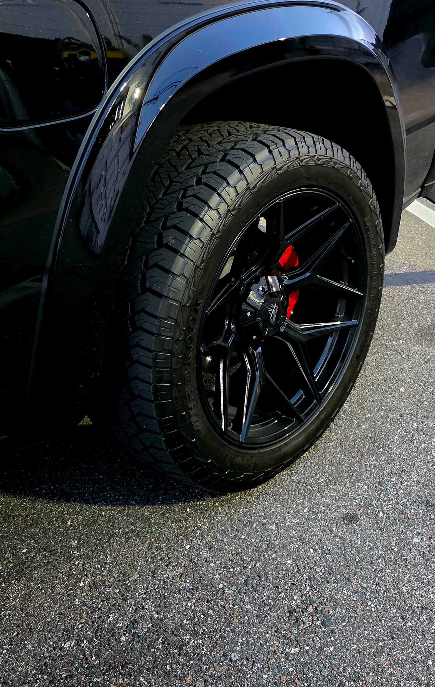 22" Wheels and Hankook Dynapro AT2 Xtreme RF12 305/45r22 tires RAM Chevy 6x139.7 6x135