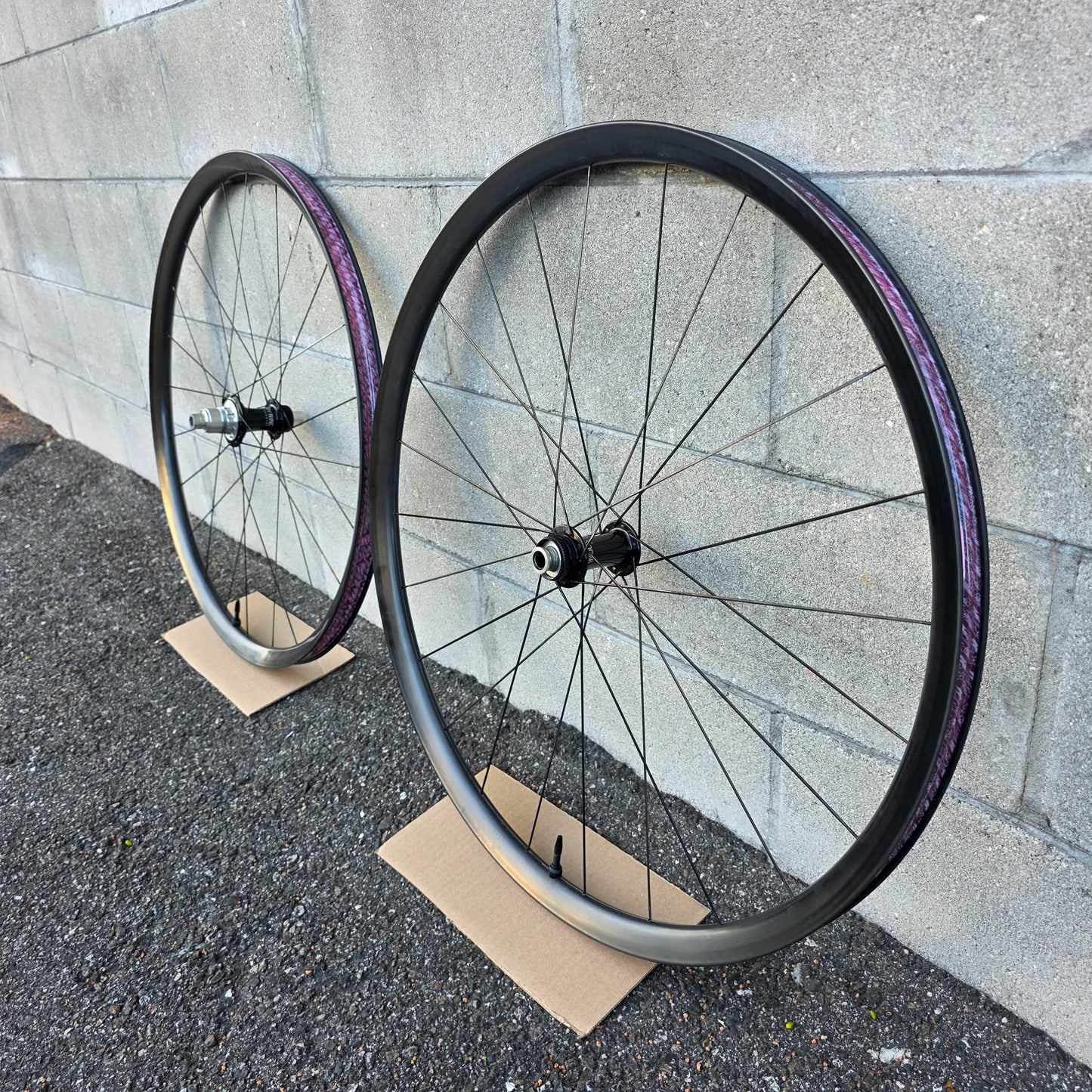 ENVE M525 G Carbon Gravel Wheelset 700c i9 Industry Nine