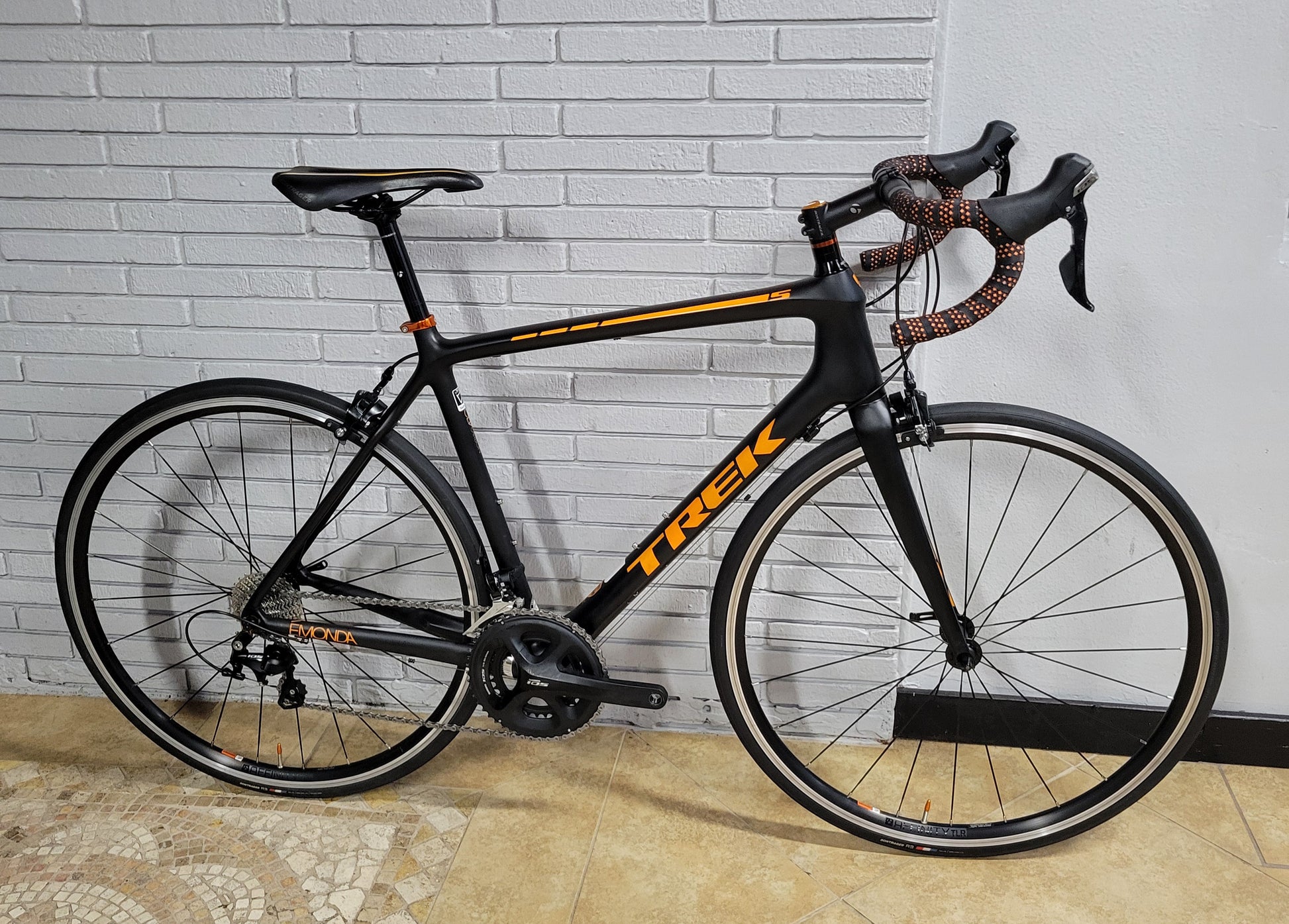 2015 Trek Emonda S5 Carbon Road Bike (56cm) – South Tampa Bicycle Co