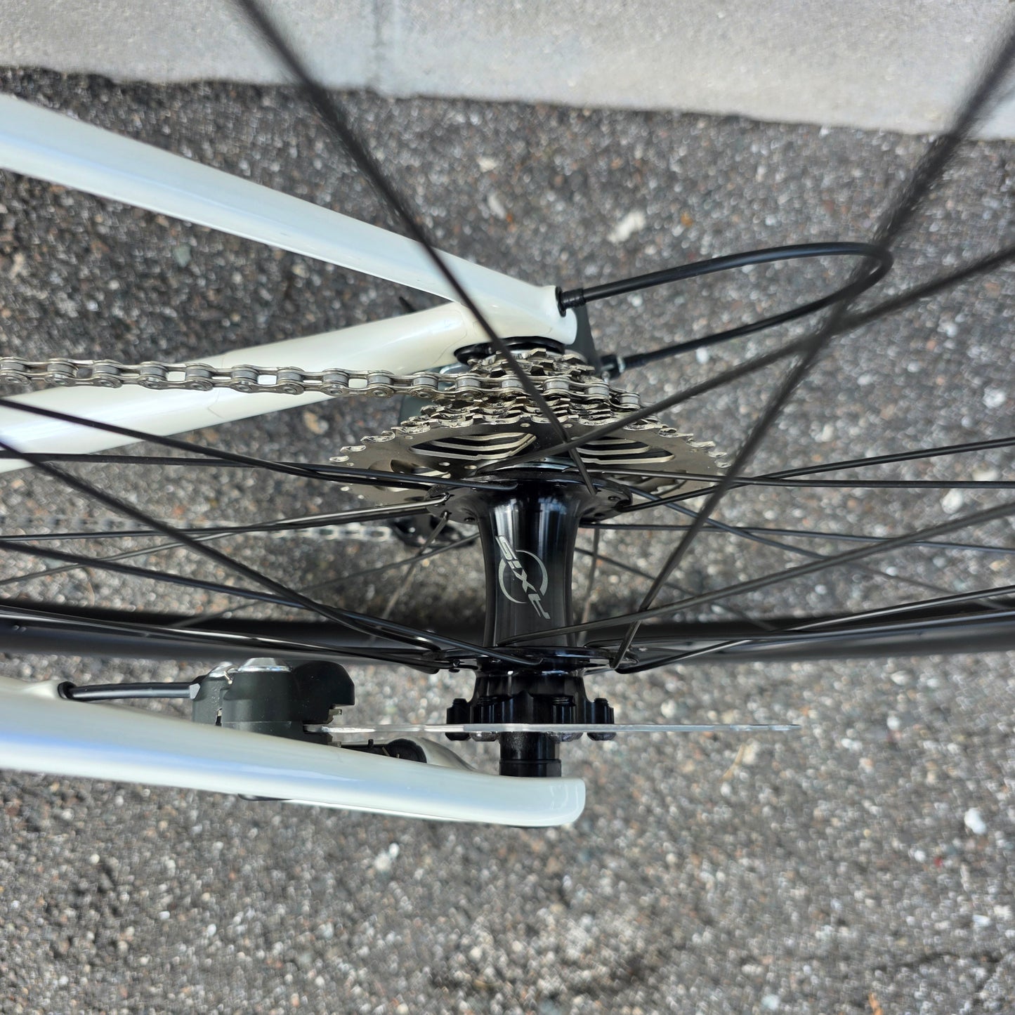 2022 Specialized Tarmac SL6 Carbon (56cm)