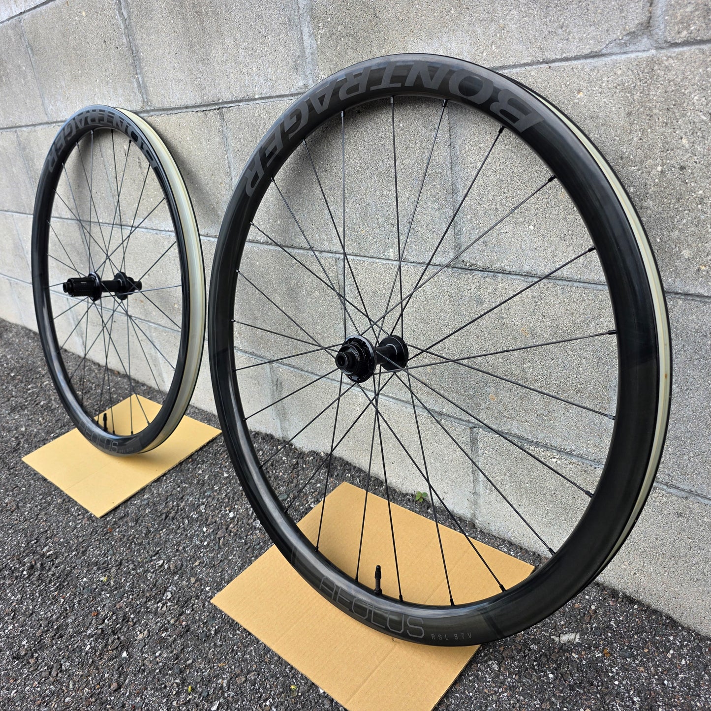 Bontrager Aeolus RSL 37V Carbon Wheelset Shimano