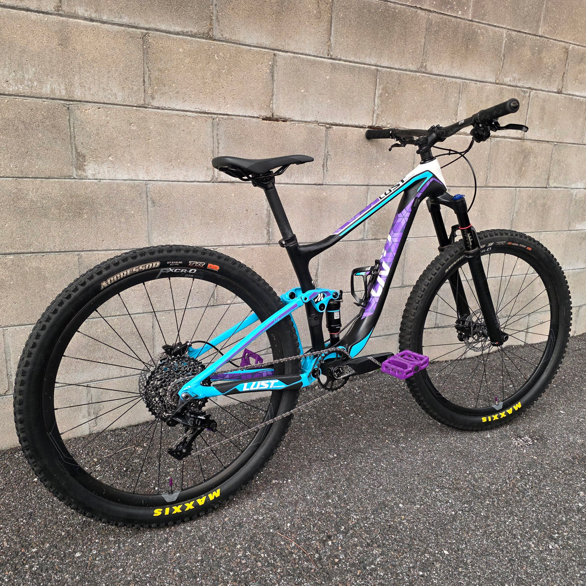 Liv Lust Advanced Carbon 27.5 (Size Small) Mountain Bike