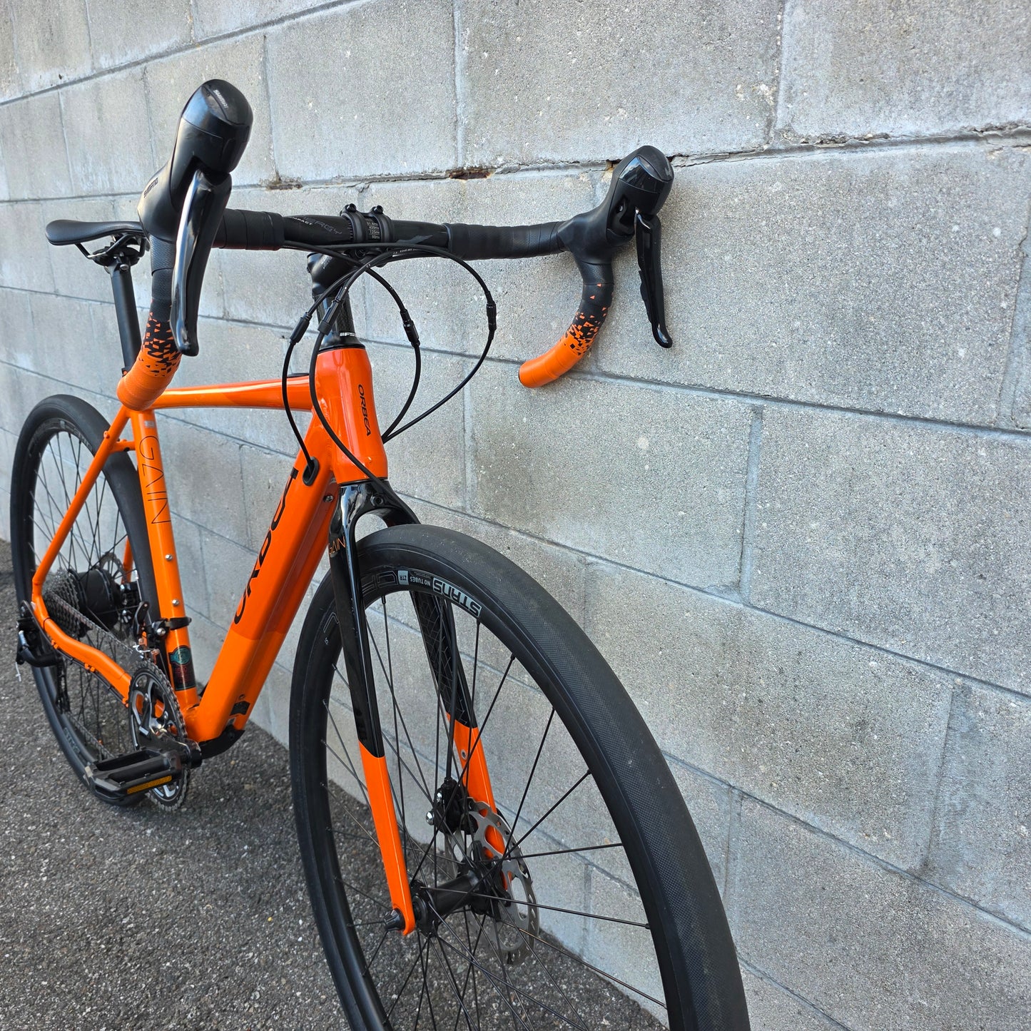 Orbea Gain E-Gravel/ All-Road bike (Small)