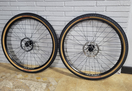 WTB KOM i23 650b gravel wheelset