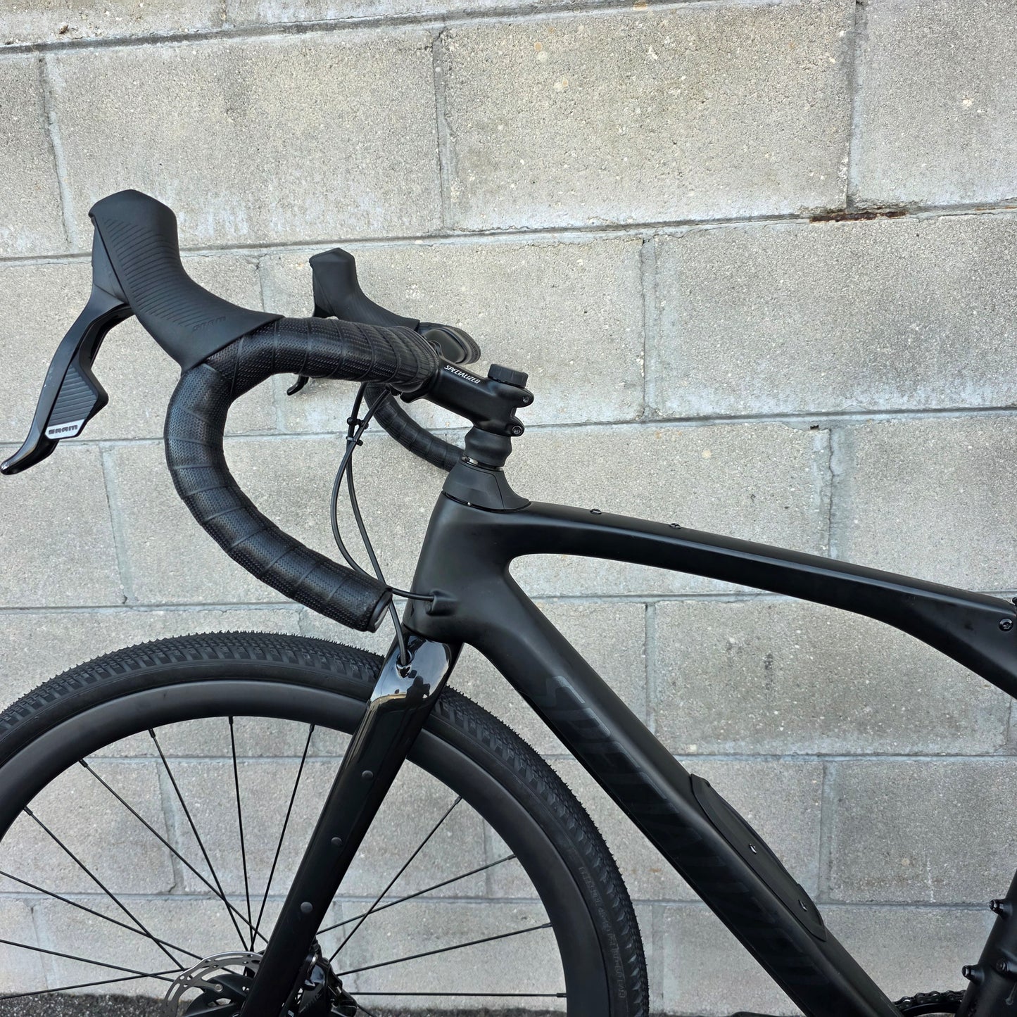2023 Specialized Diverge STR Carbon Gravel Bike (54cm)