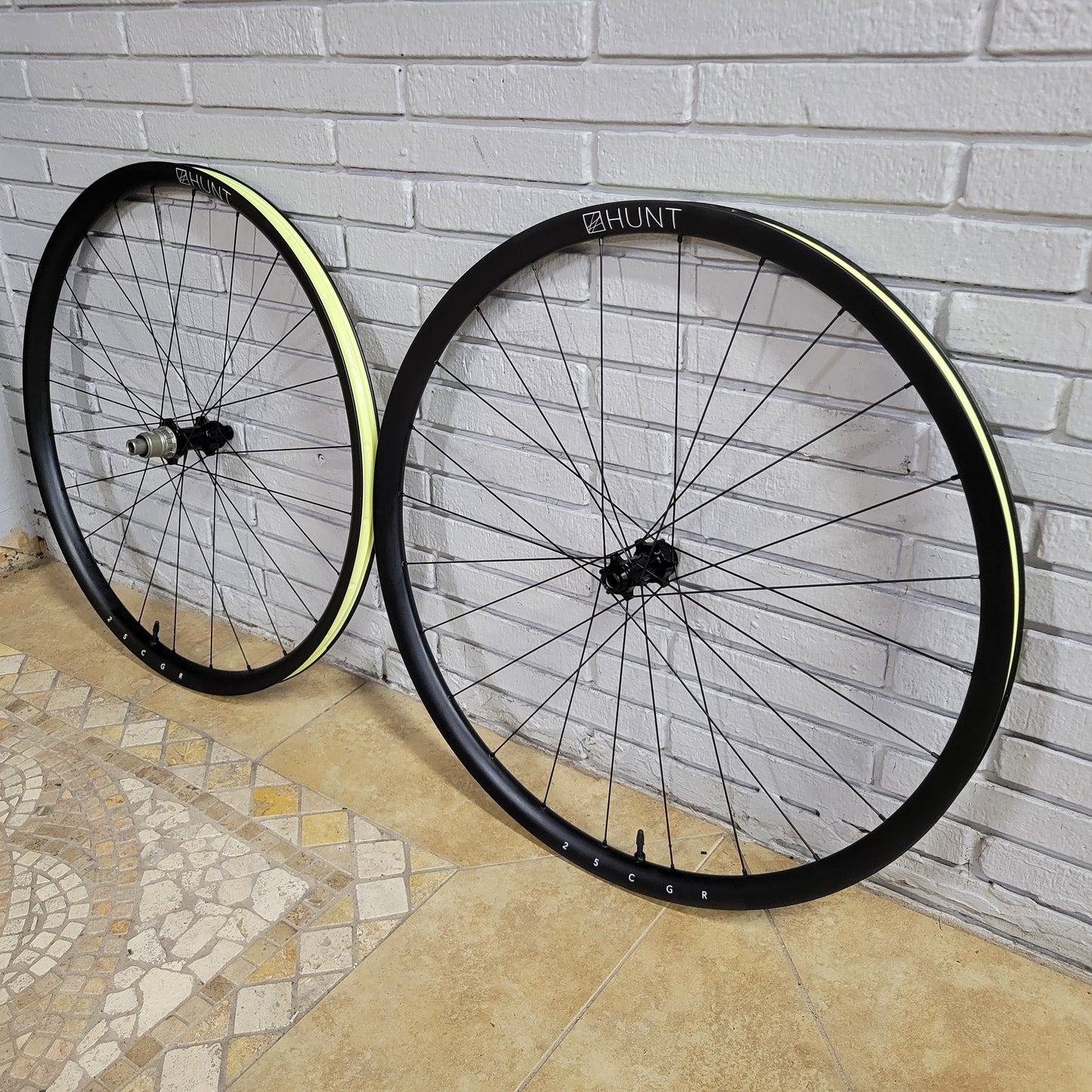 Hunt CGR25 Carbon Gravel Race Wheelset