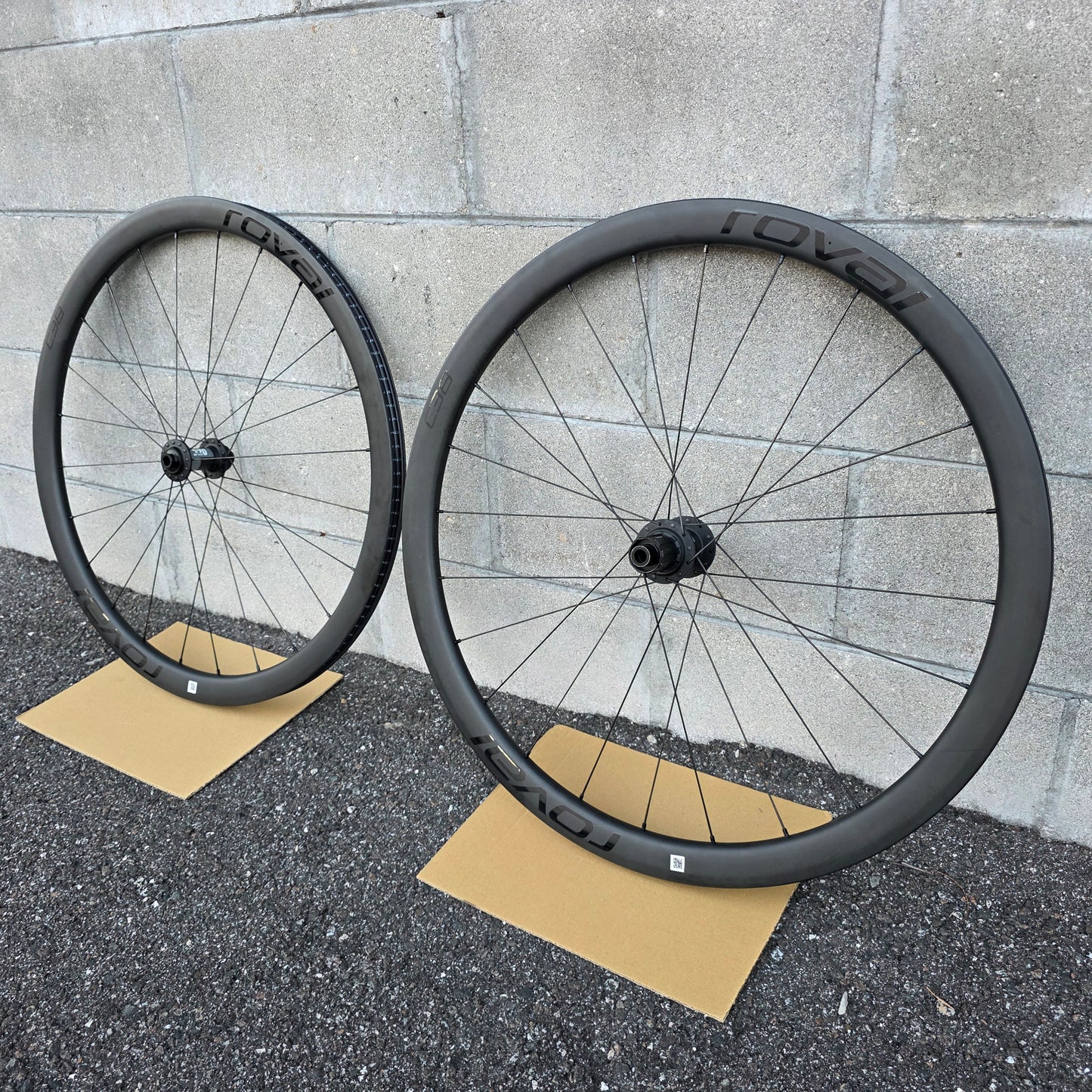 Roval c38 Carbon Wheelset road gravel Shimano