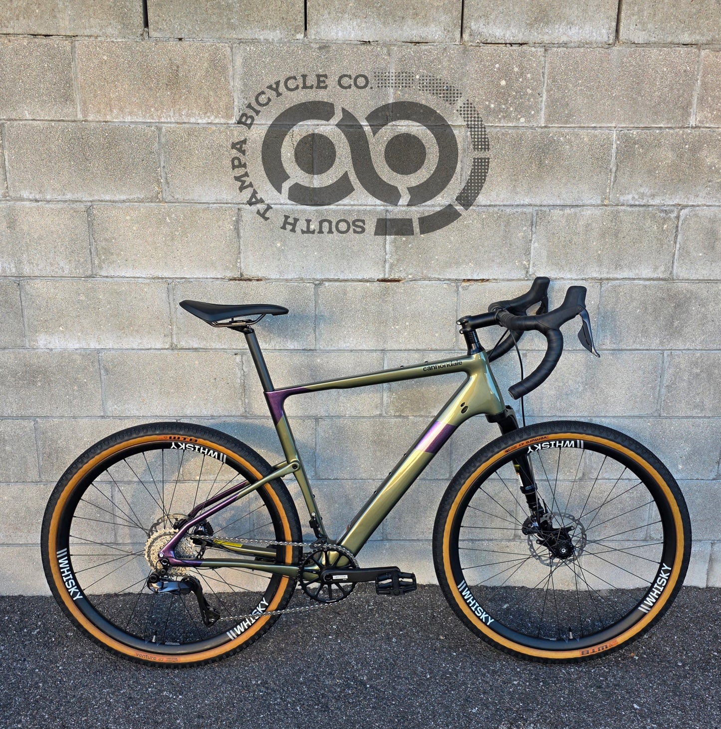 2024 Cannondale Topstone Lefty Ultegra Di2 12 Speed (Medium) Carbon Wheels