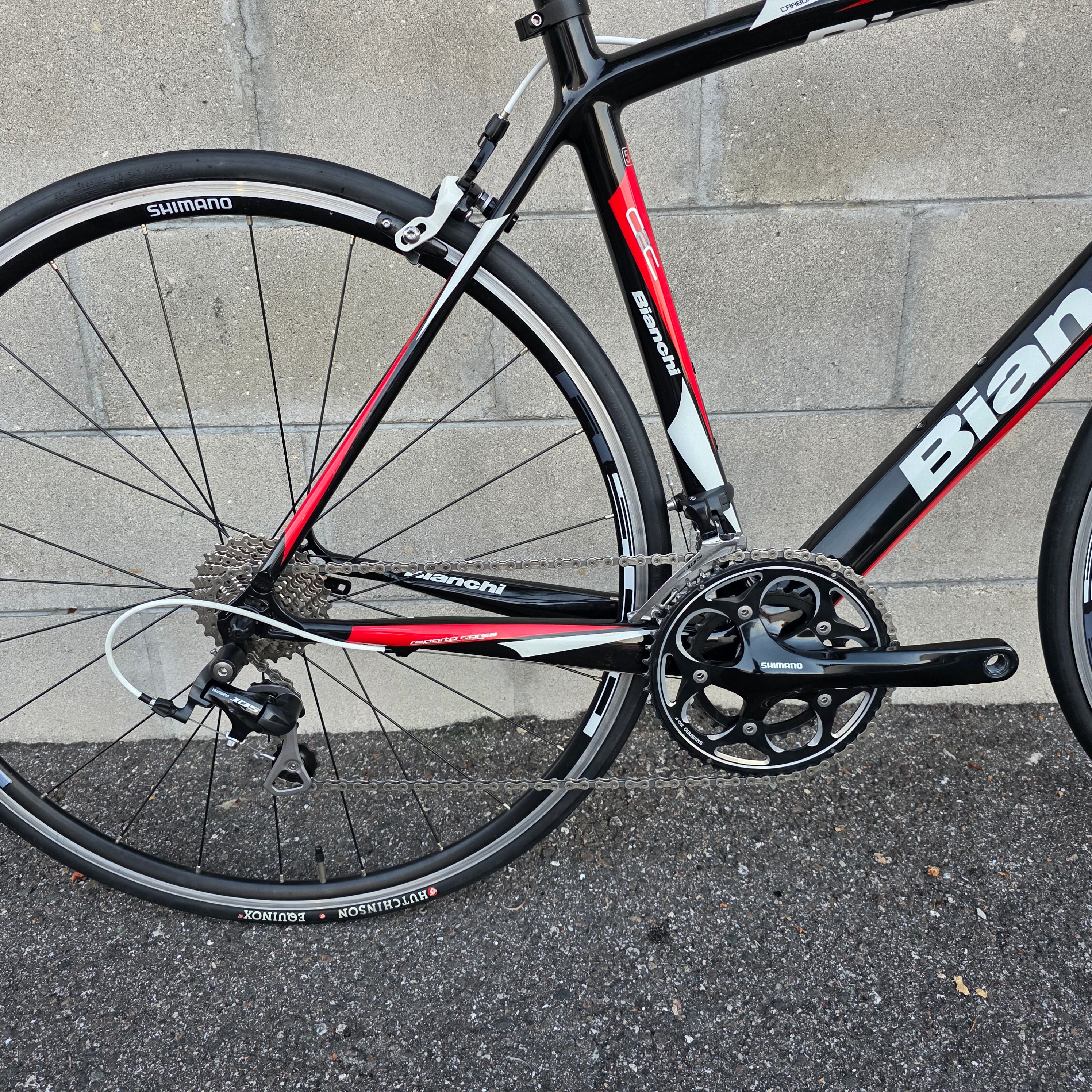 Bianchi Vertigo Carbon Road Bike (54cm) Shimano 105 – South Tampa