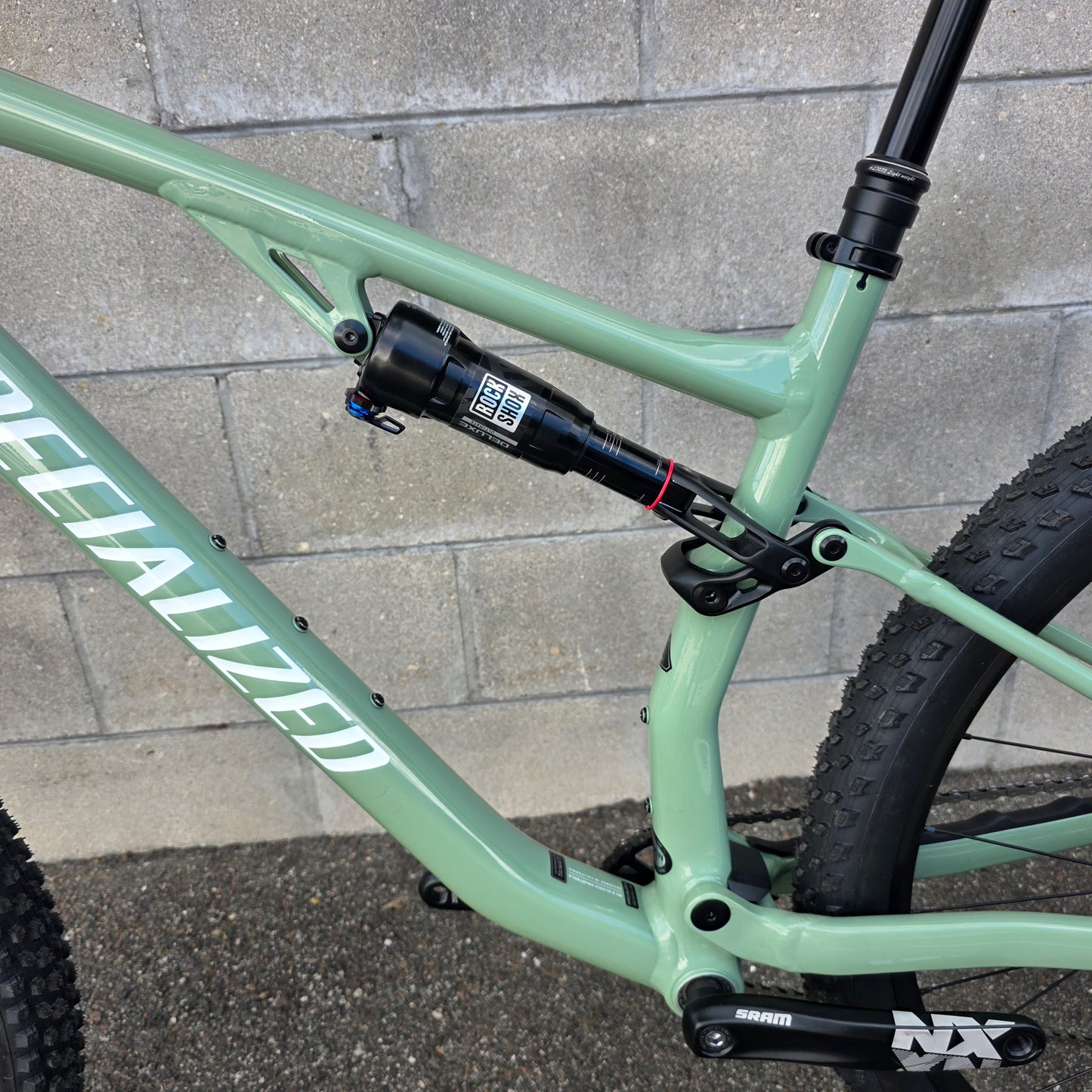 2026 Specialized Chisel (Large) Upgraded Suspension