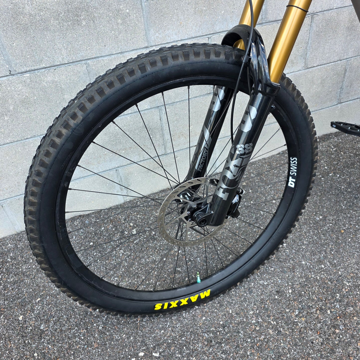 2024 Evil Wreckoning LS X01 AXS Fox 38 Vivid Air (Medium)