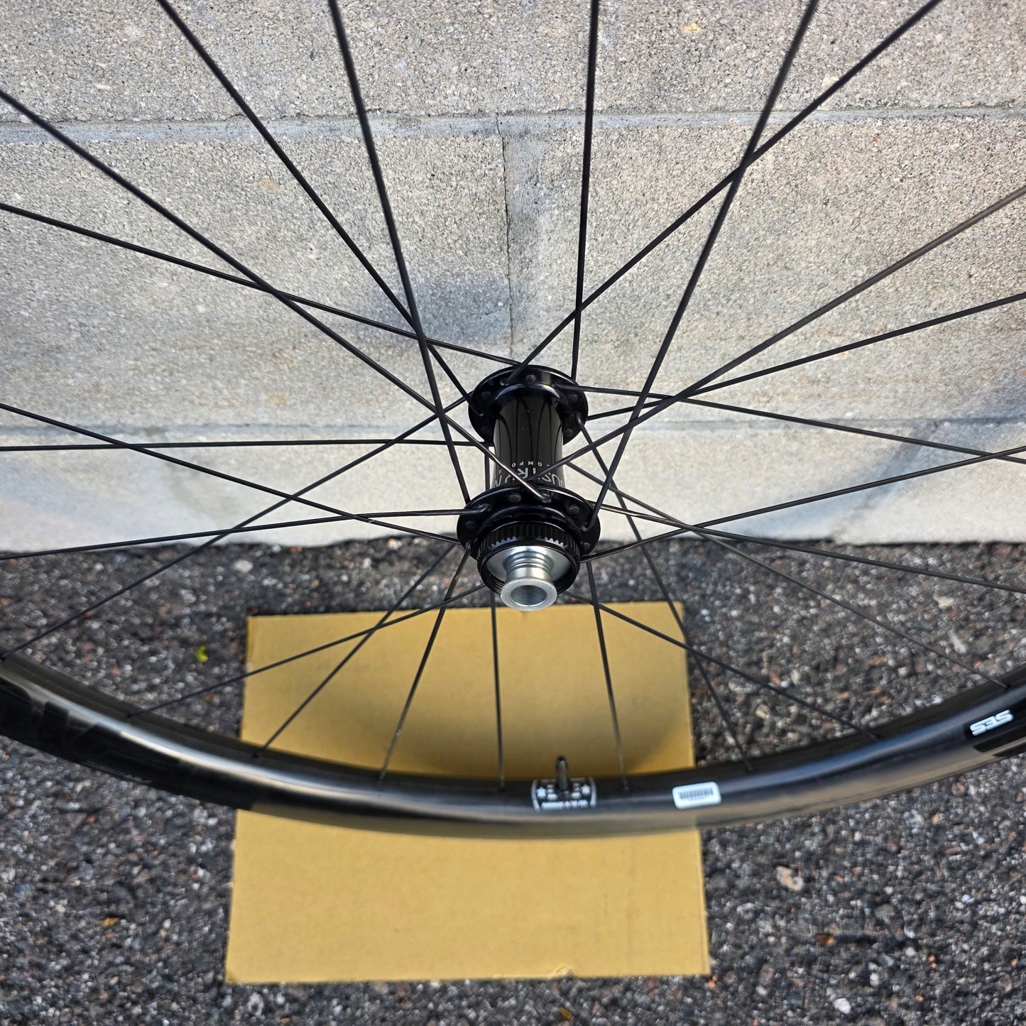 ENVE SES 3.4 AR Disc Carbon Wheelset Industry Nine Gravel Road