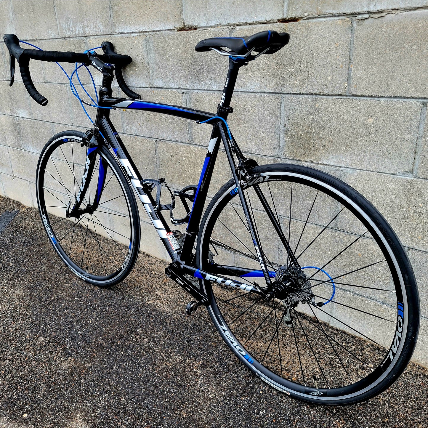 Fuji Roubaix 1.5 Road Bike 56cm
